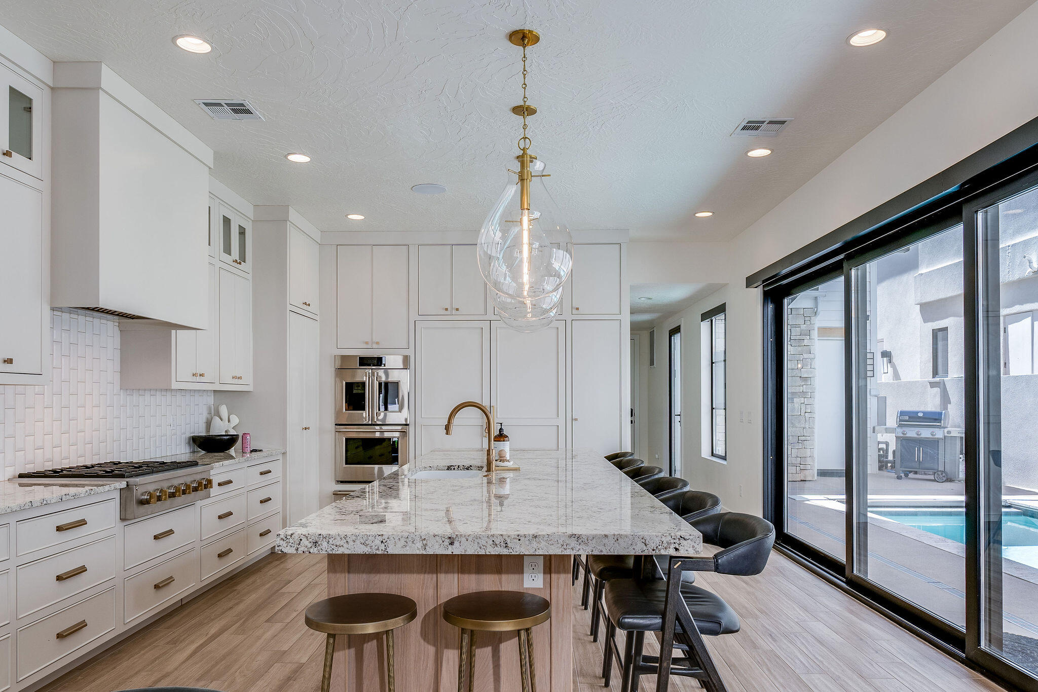 5338 Cyan LN