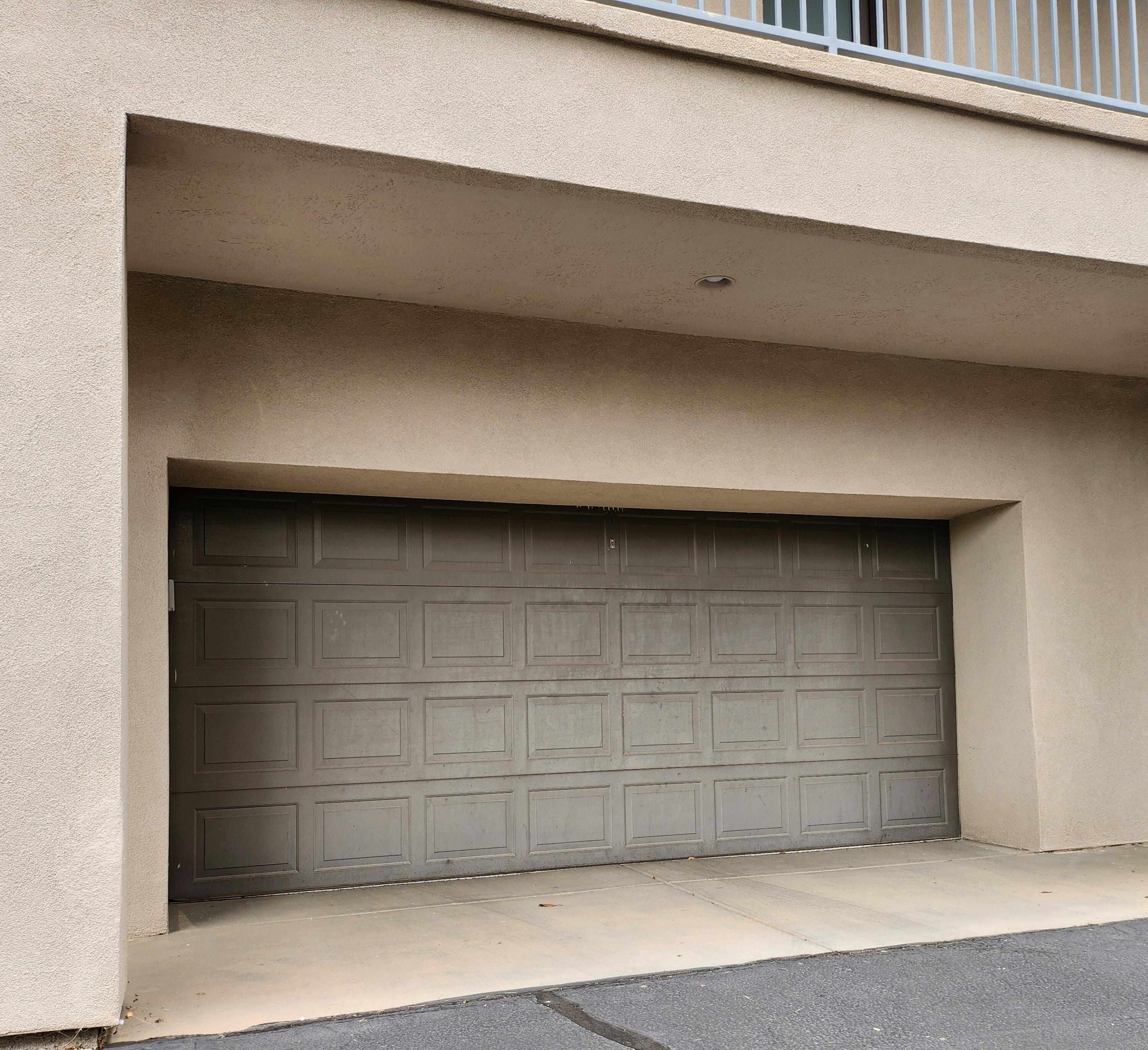 225 N COUNTRY LANE #5