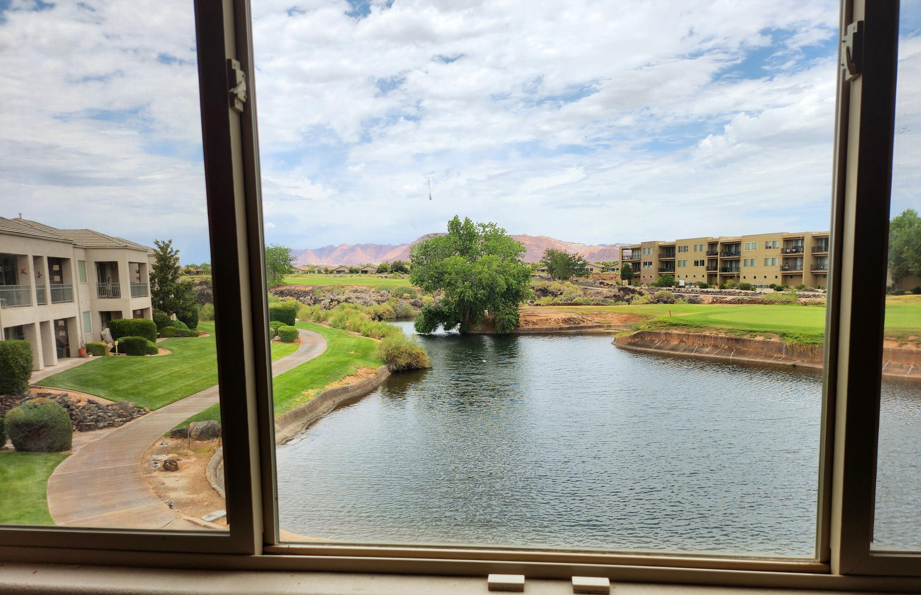 225 N COUNTRY LANE #5