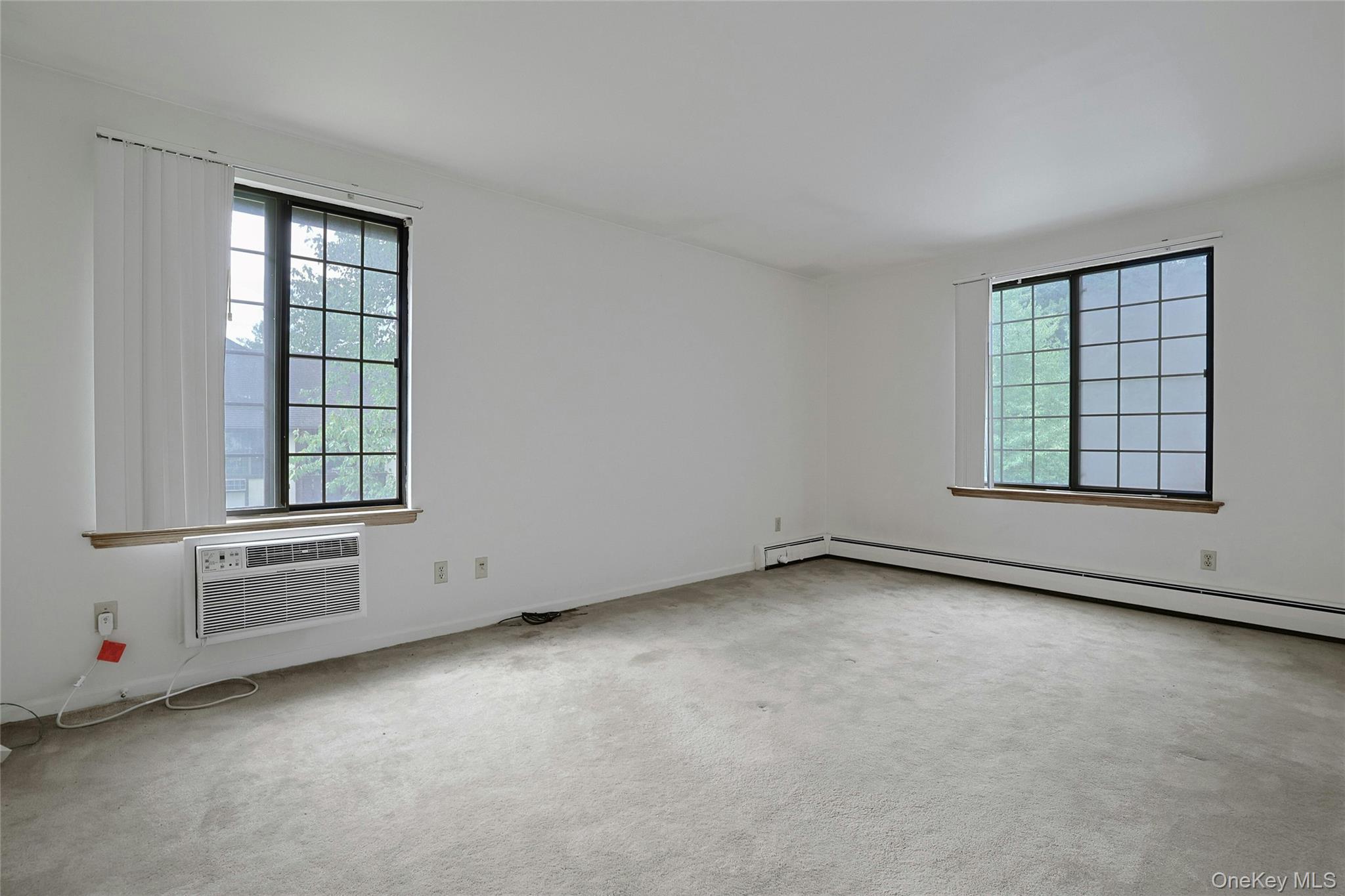 16 Foxwood Drive Unit: 8