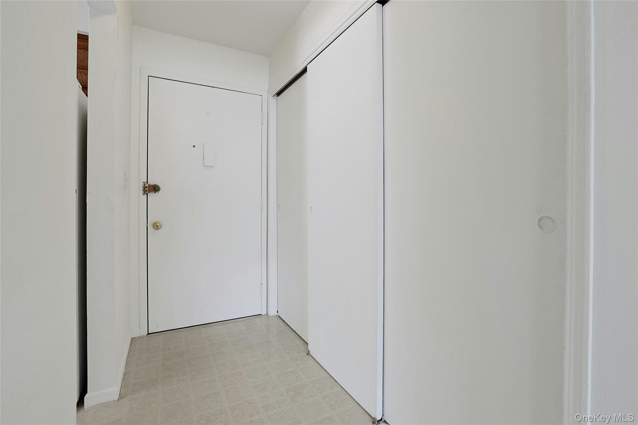16 Foxwood Drive Unit: 8