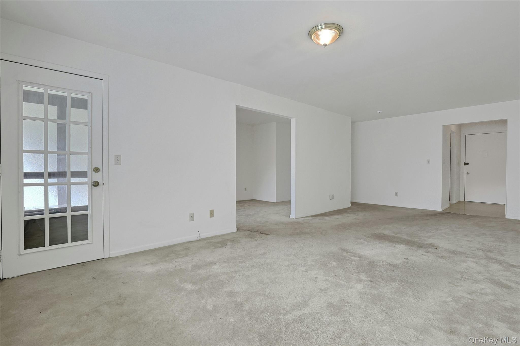 16 Foxwood Drive Unit: 8