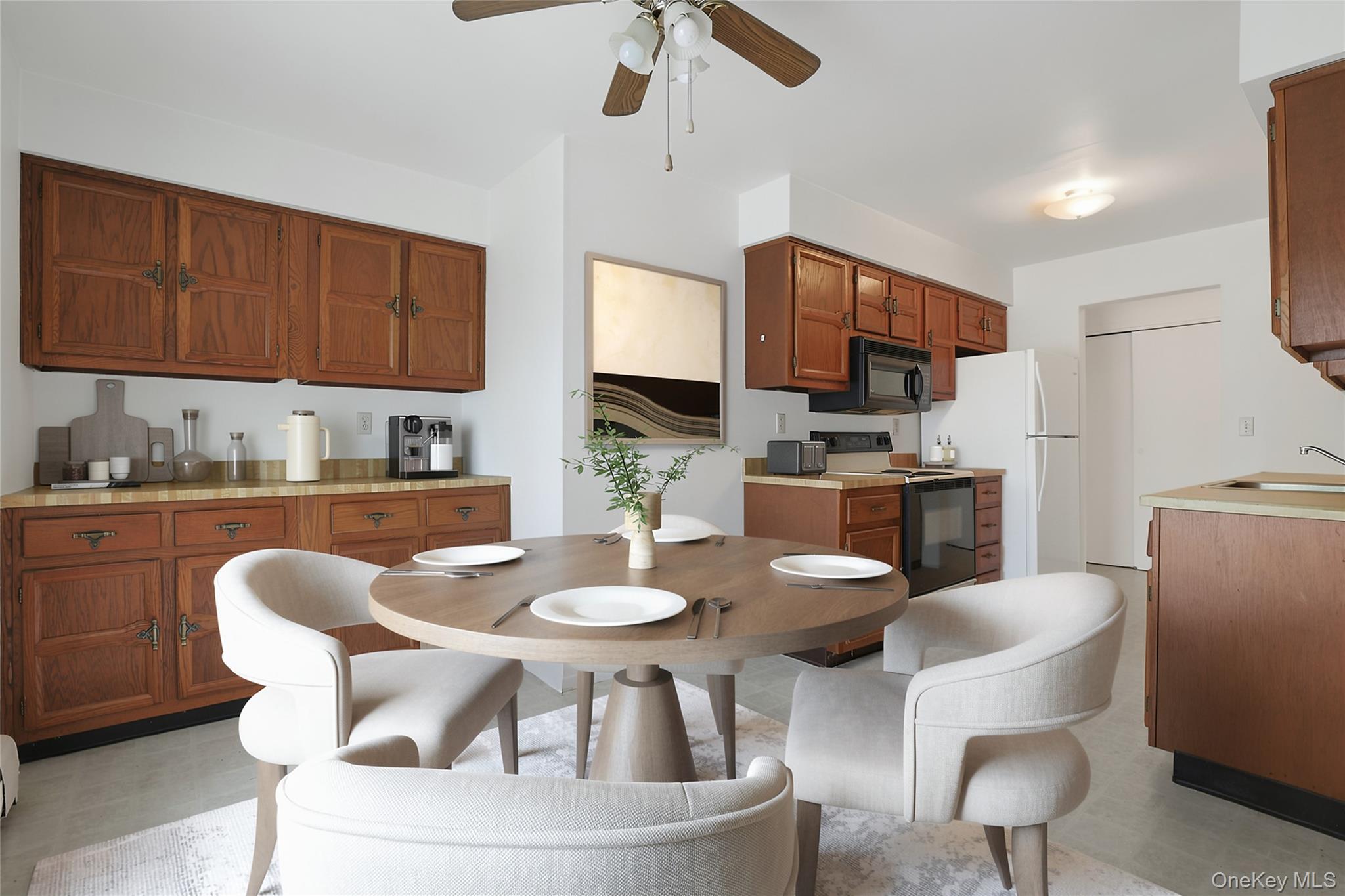 16 Foxwood Drive Unit: 8