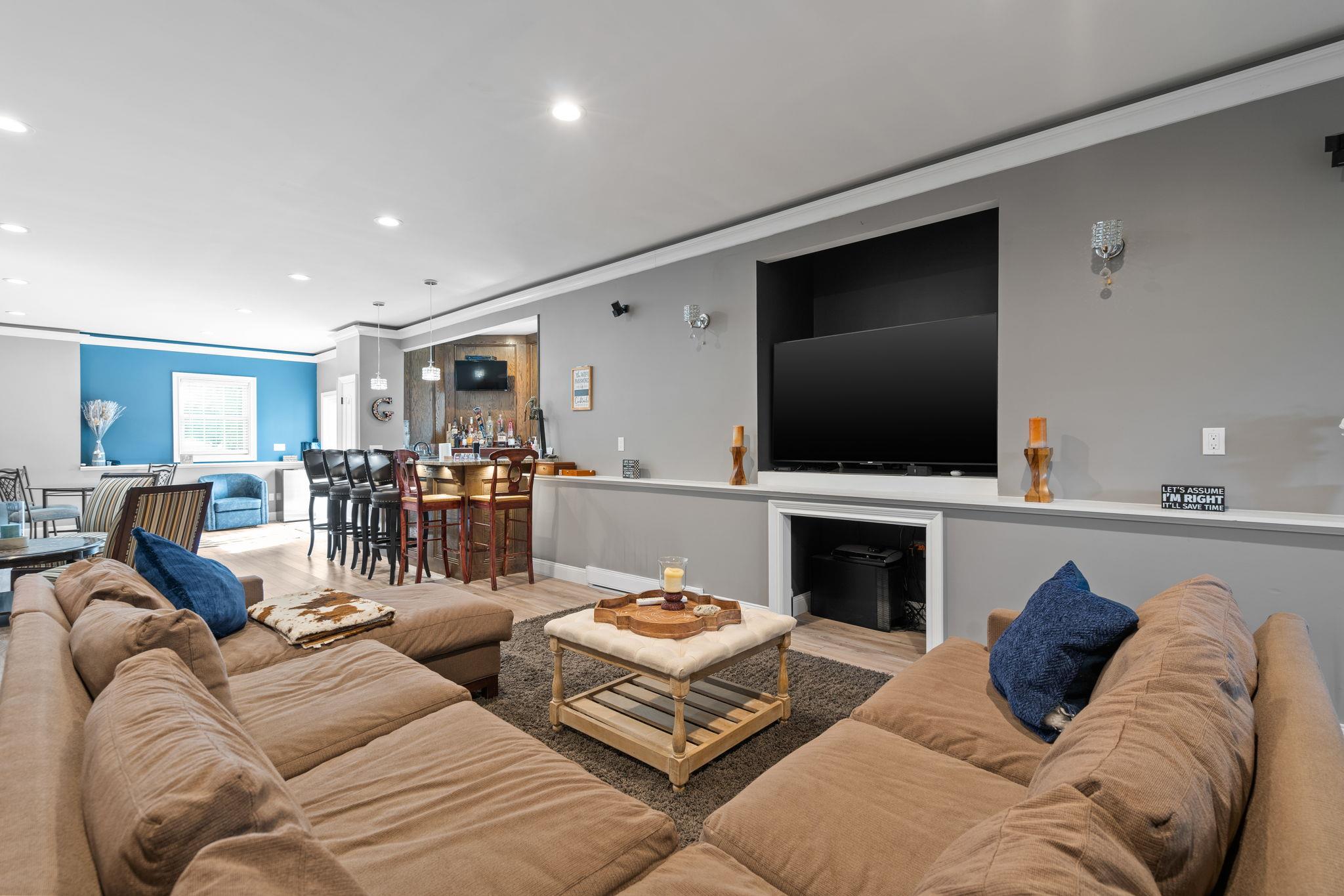 5 Apisson Trail