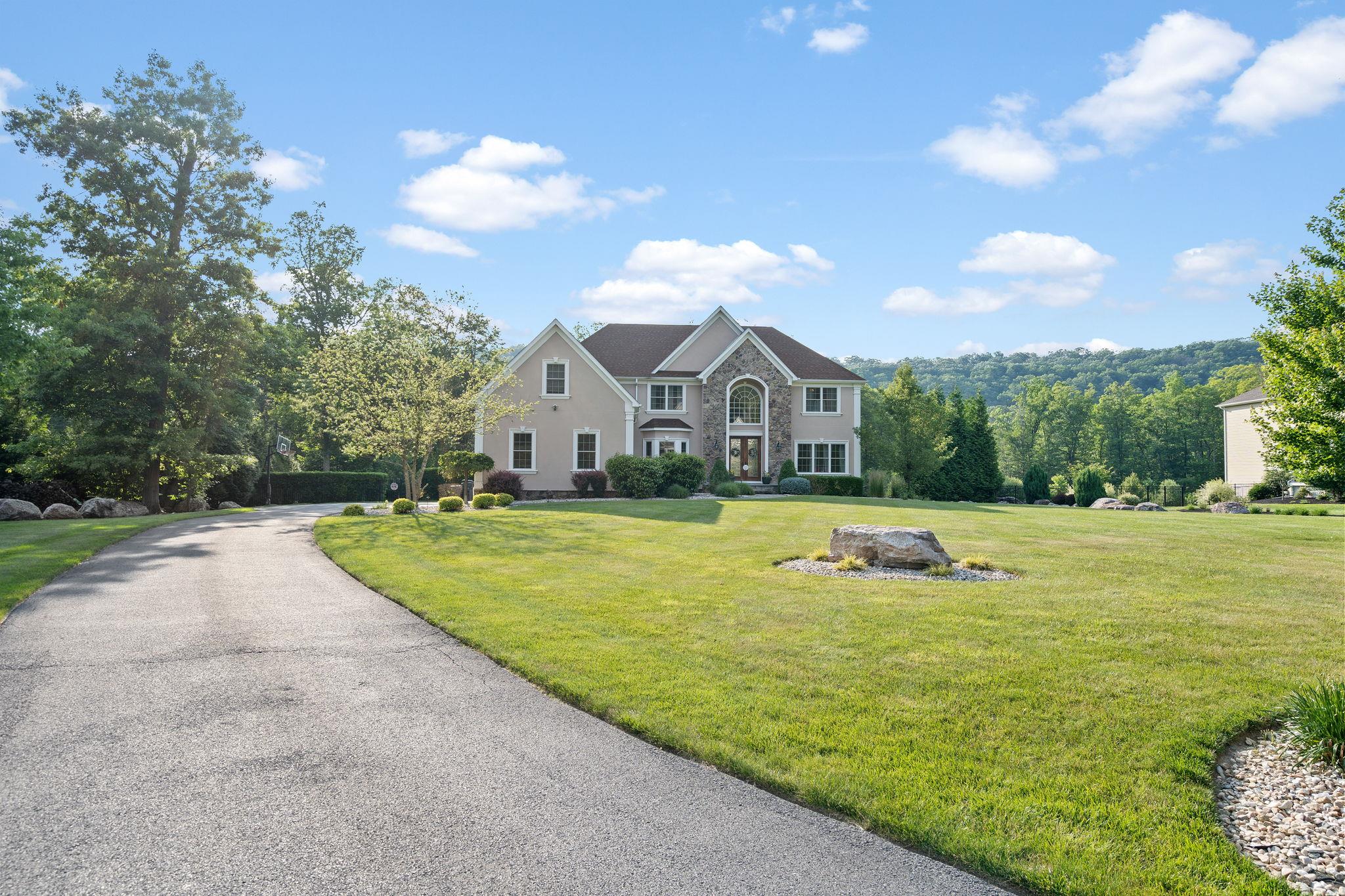 5 Apisson Trail