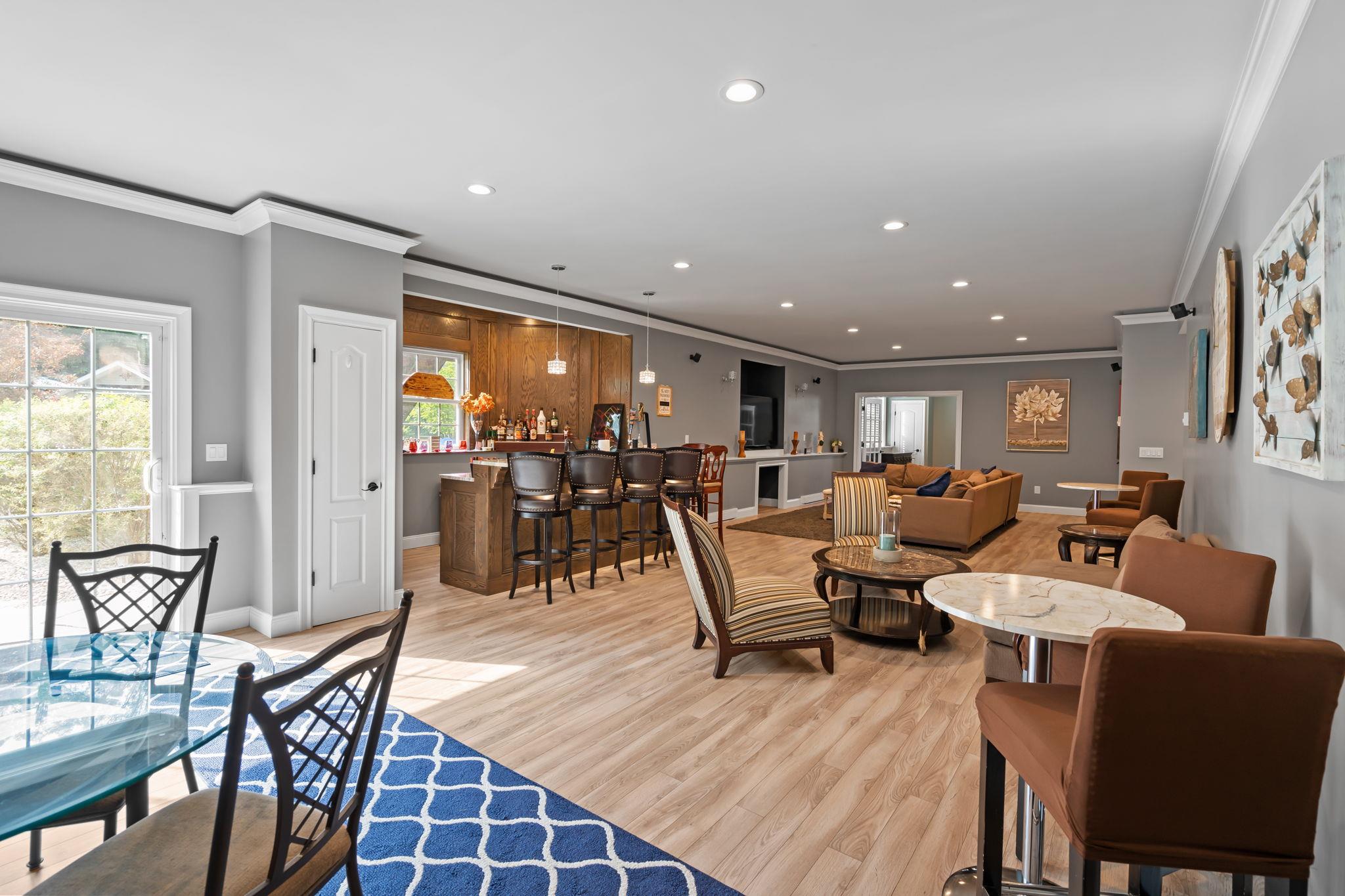 5 Apisson Trail