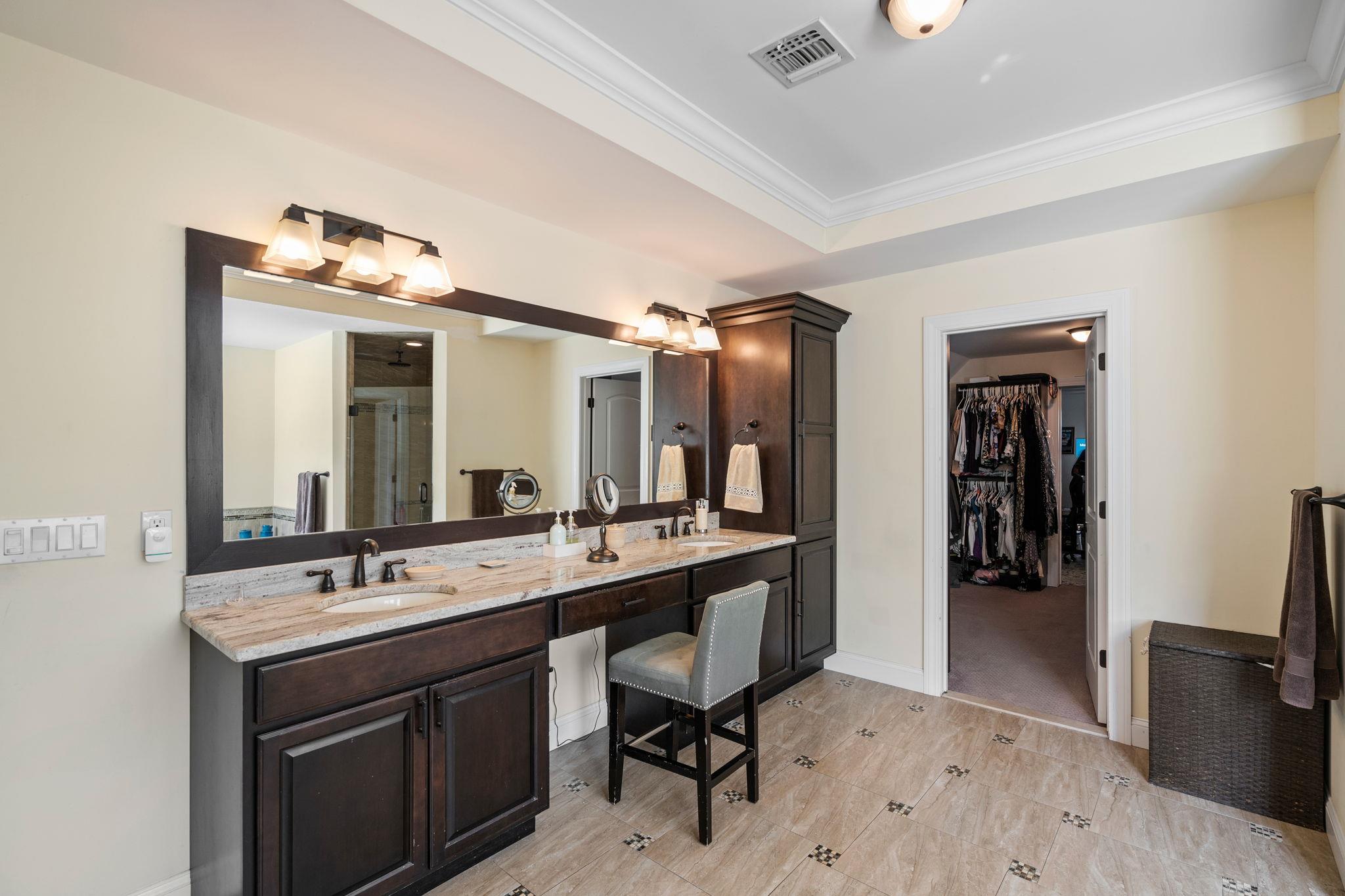 5 Apisson Trail