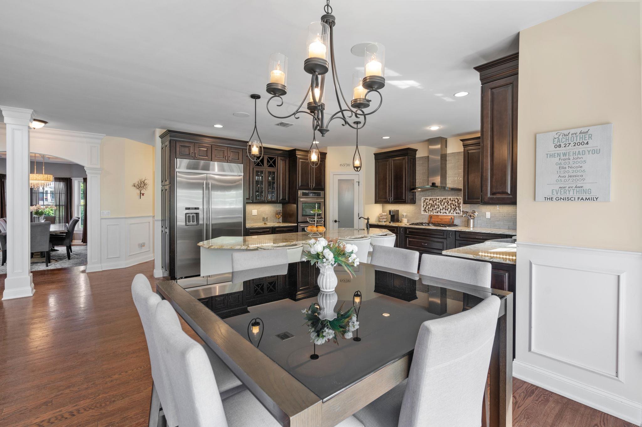 5 Apisson Trail