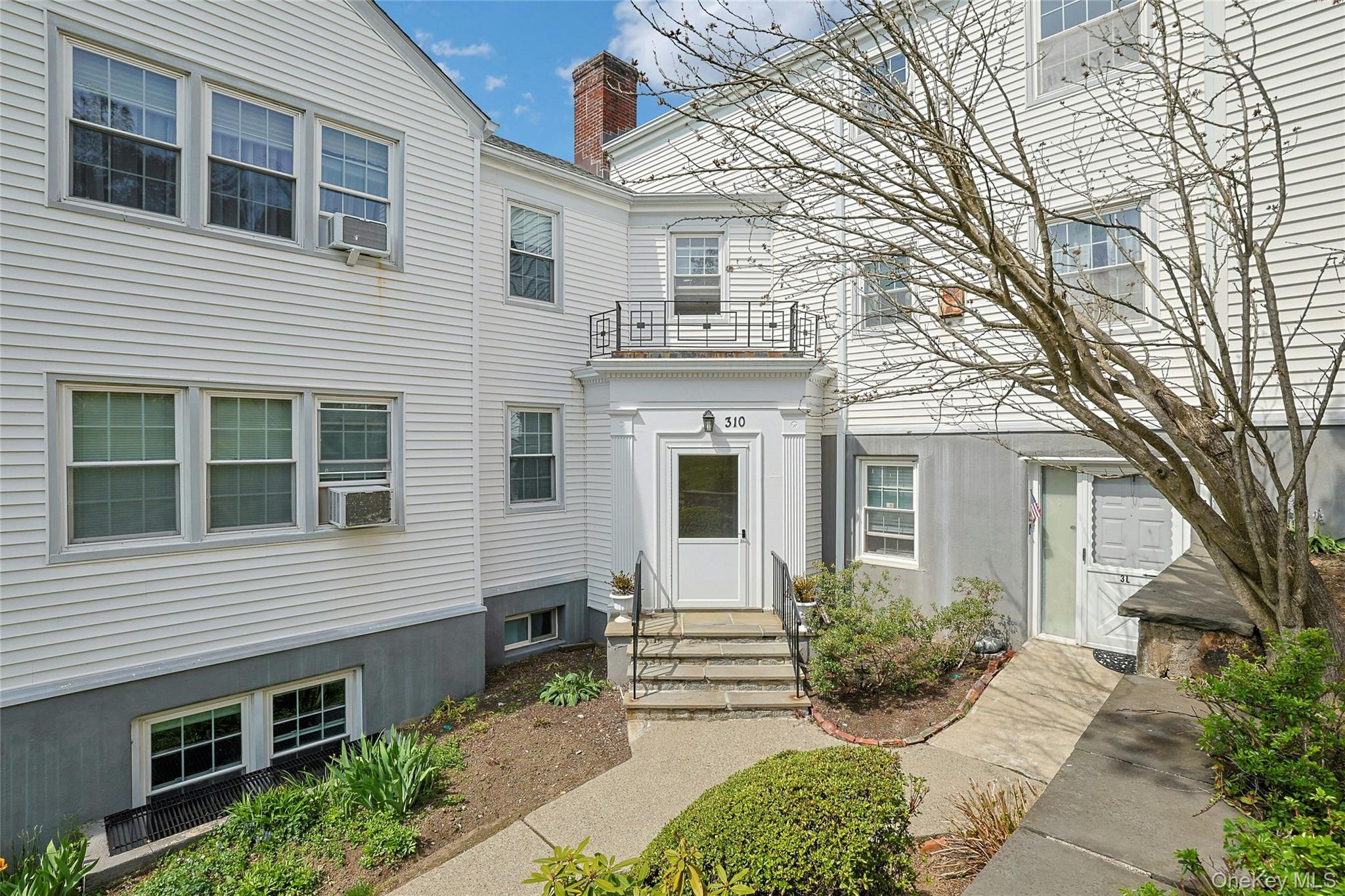 310 Manville RD Unit: S4