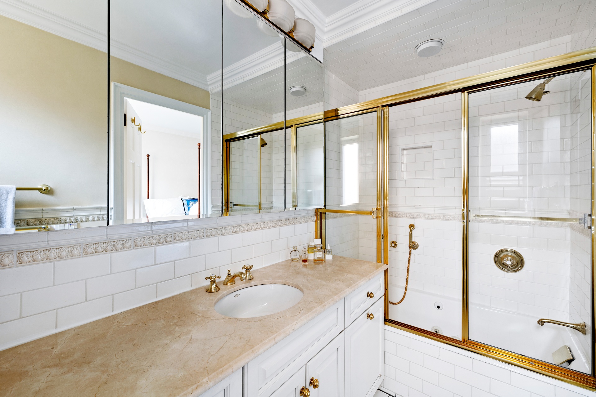 333 E 57th Street 6-A