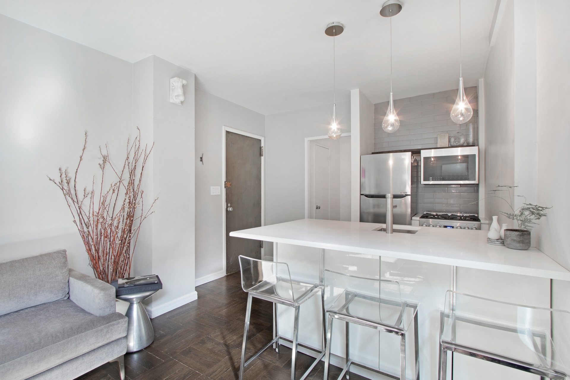63 E 9th Street 3-E