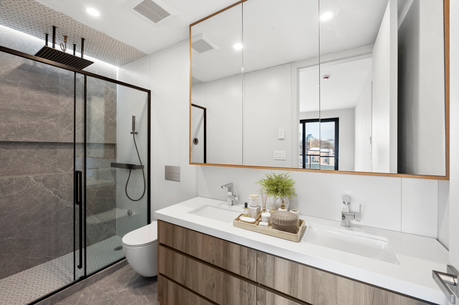 110 Eckford Street 2
