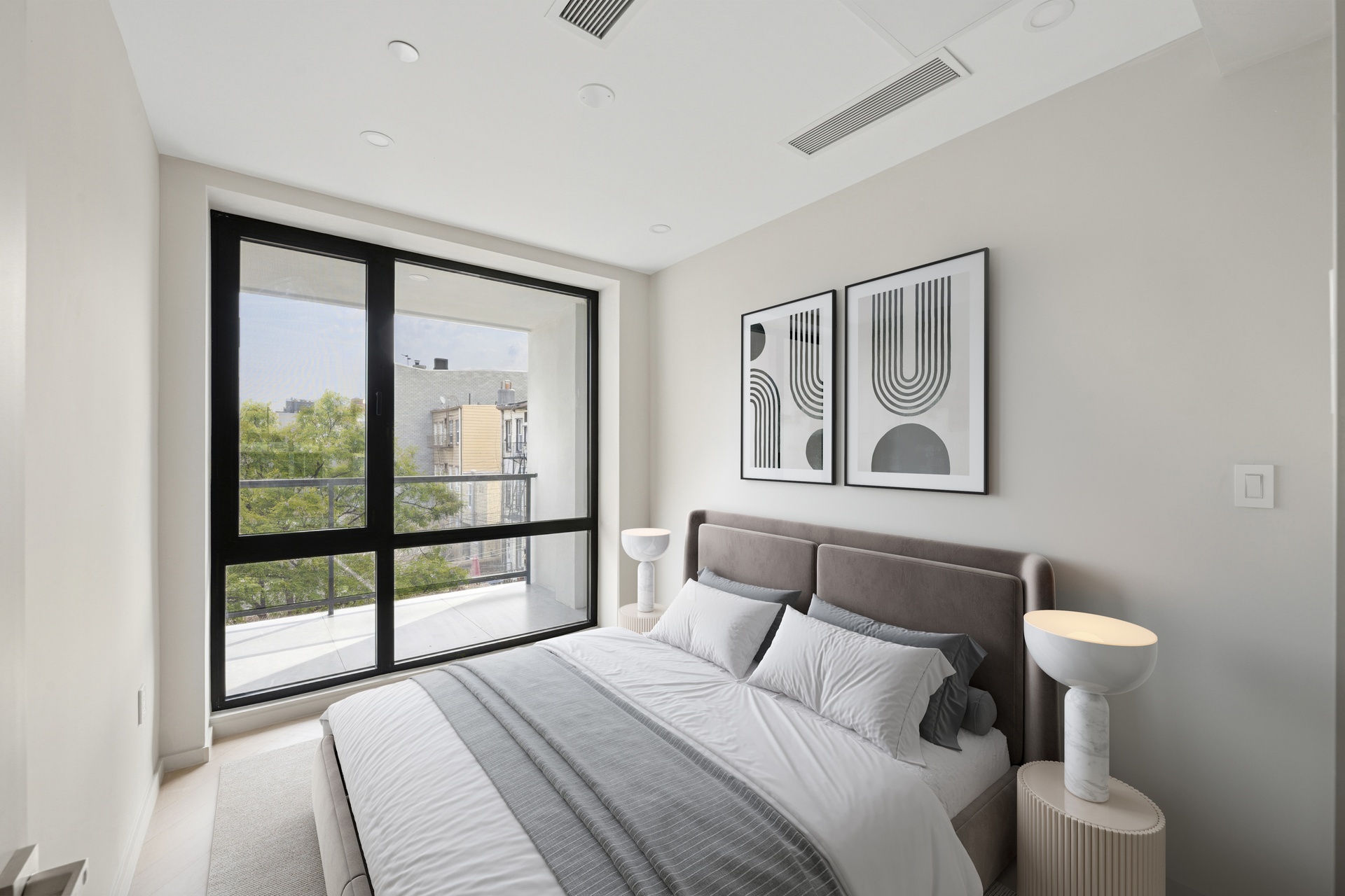 390 Manhattan Avenue 2