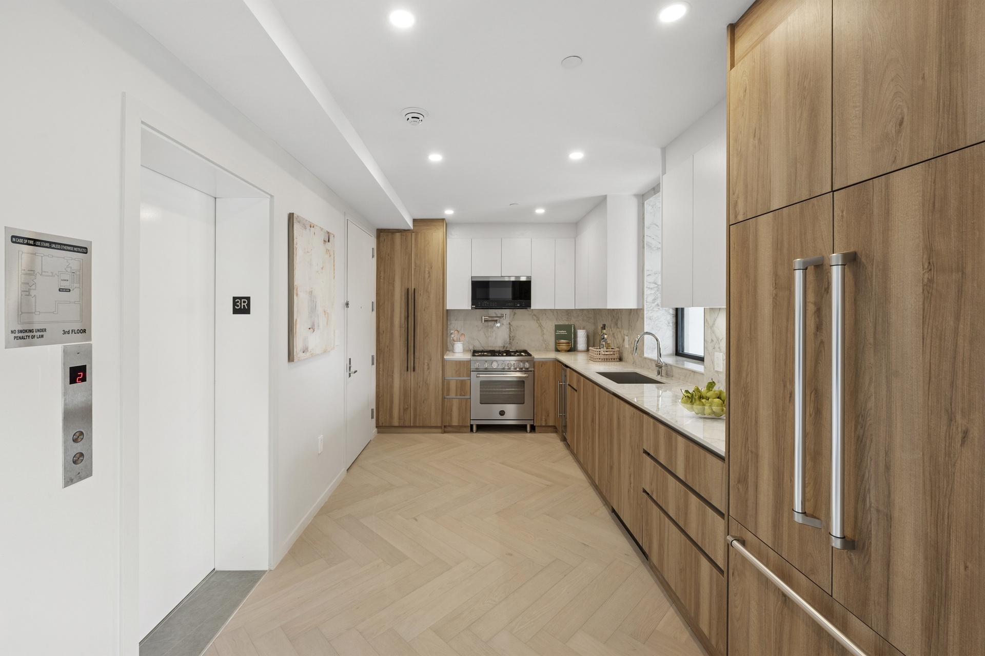 390 Manhattan Avenue 2