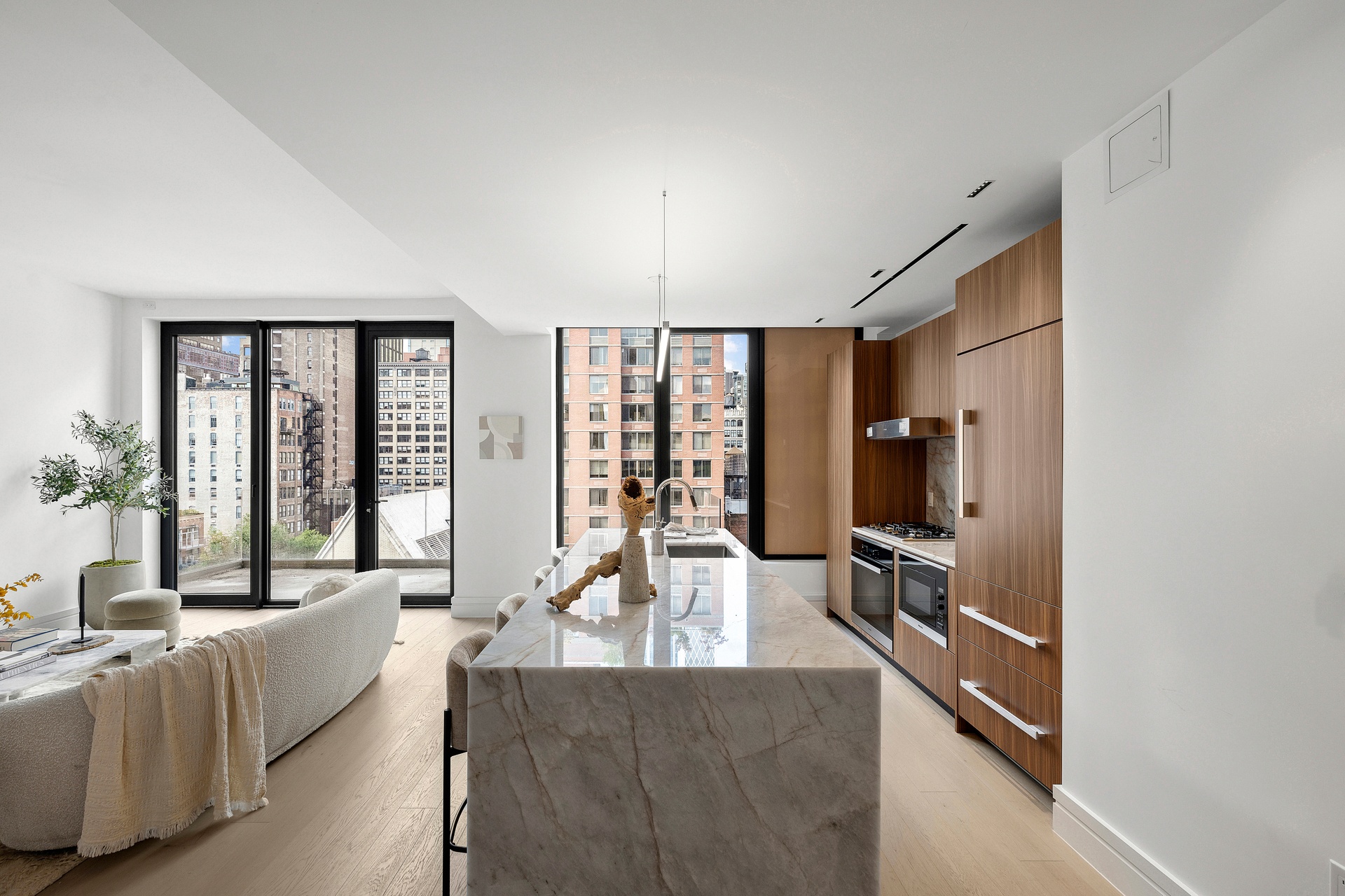 165 Lexington Avenue 11-A