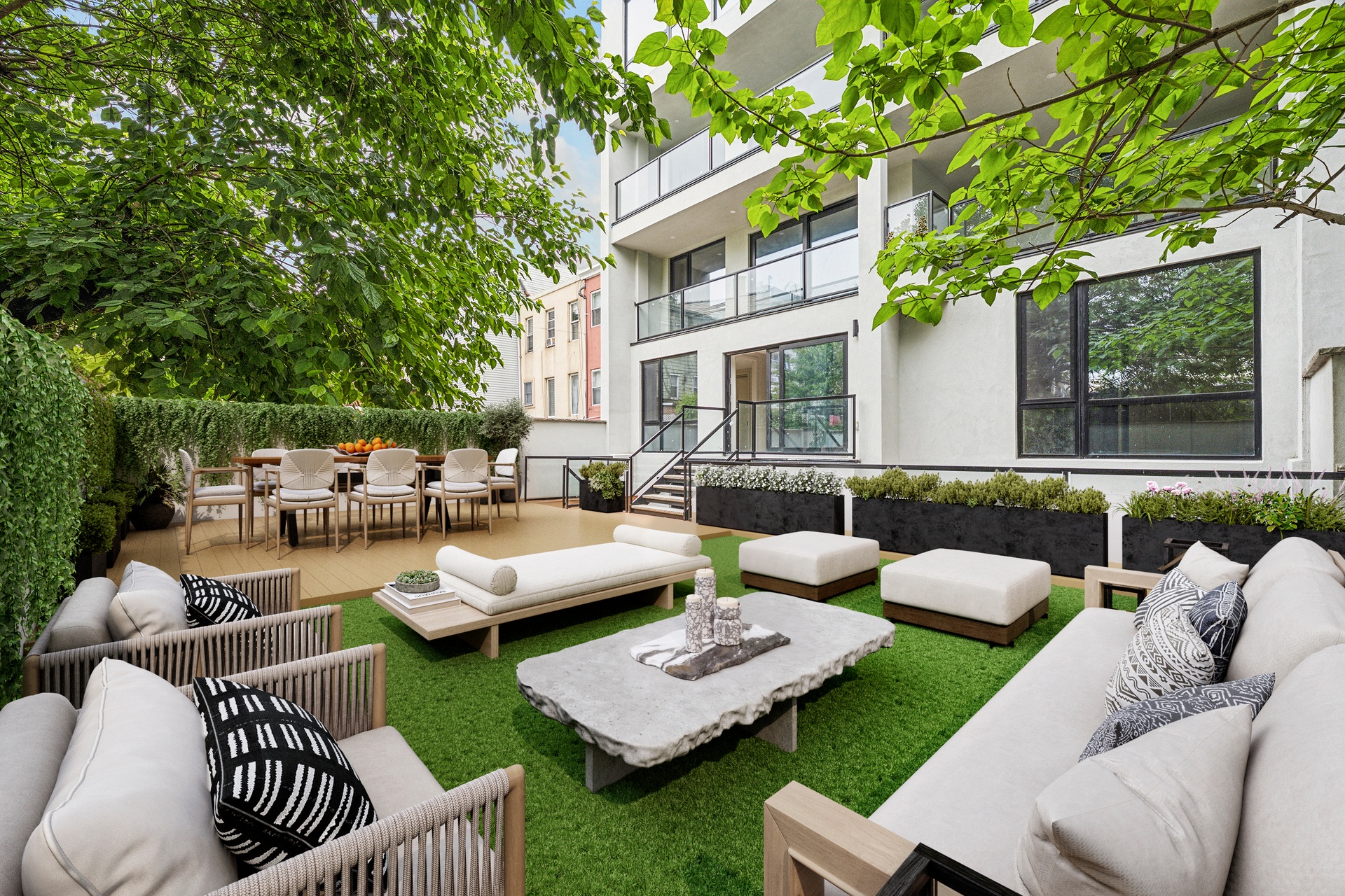 390 Manhattan Avenue Garden