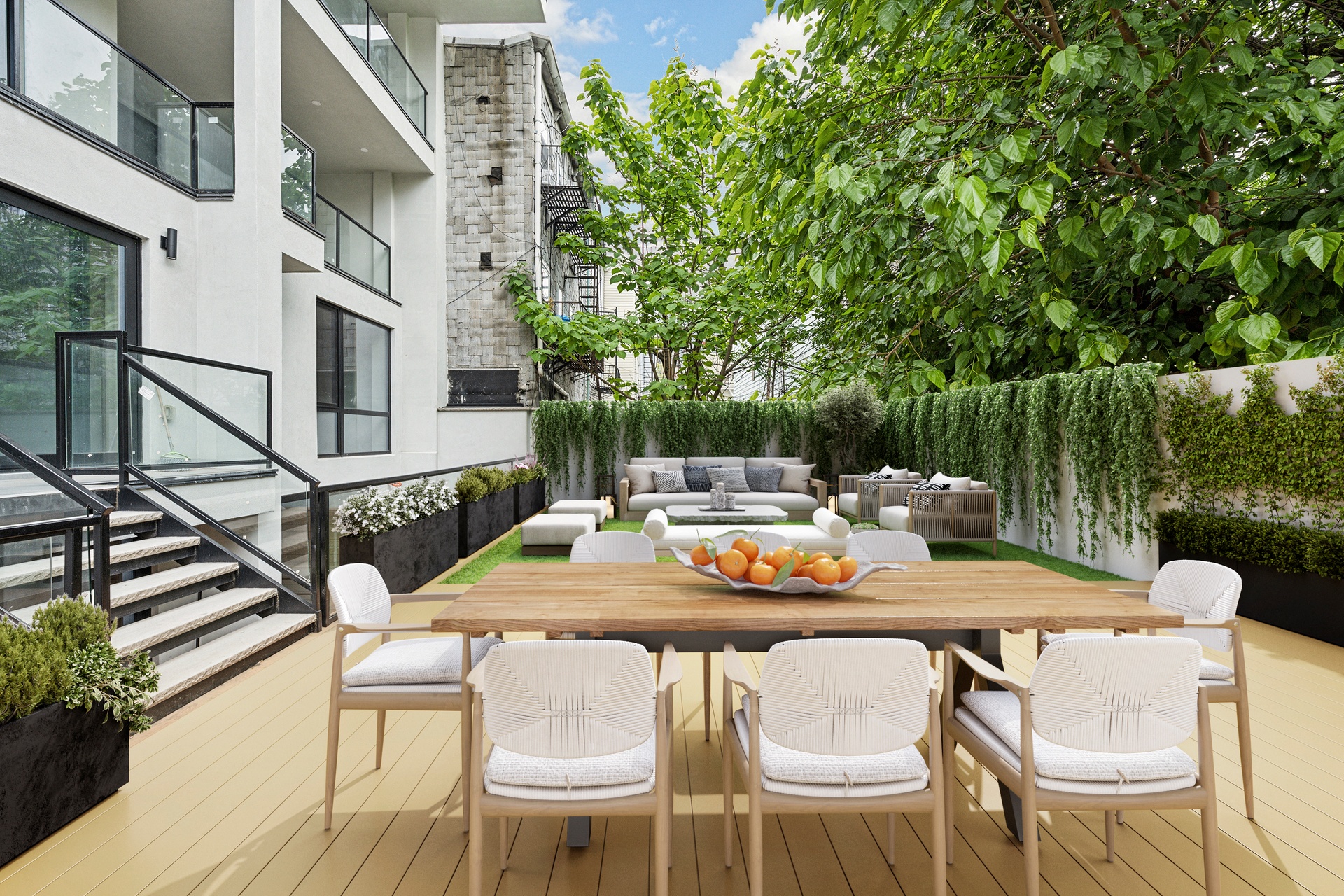 390 Manhattan Avenue Garden