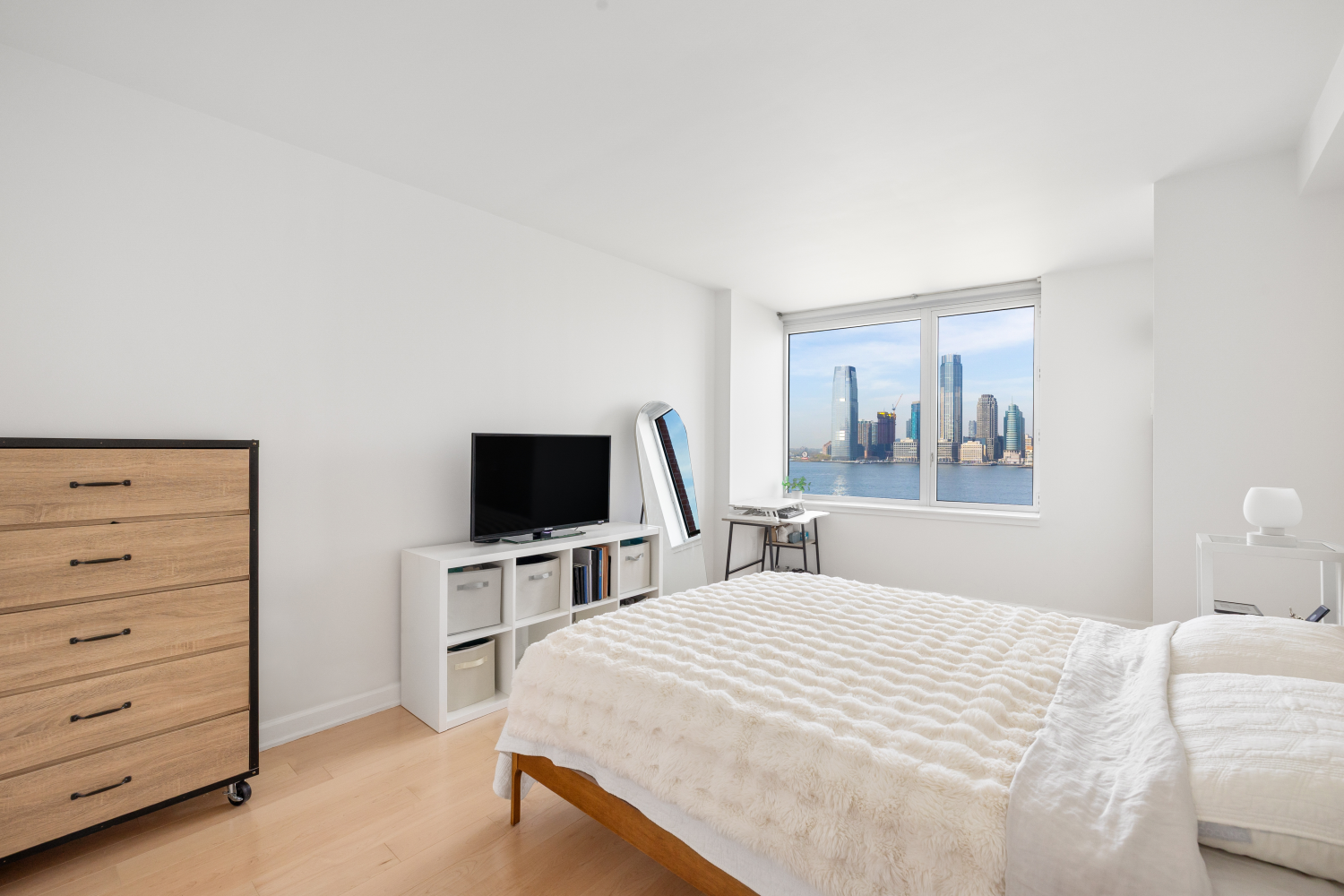 20 RIVER Terrace 11L