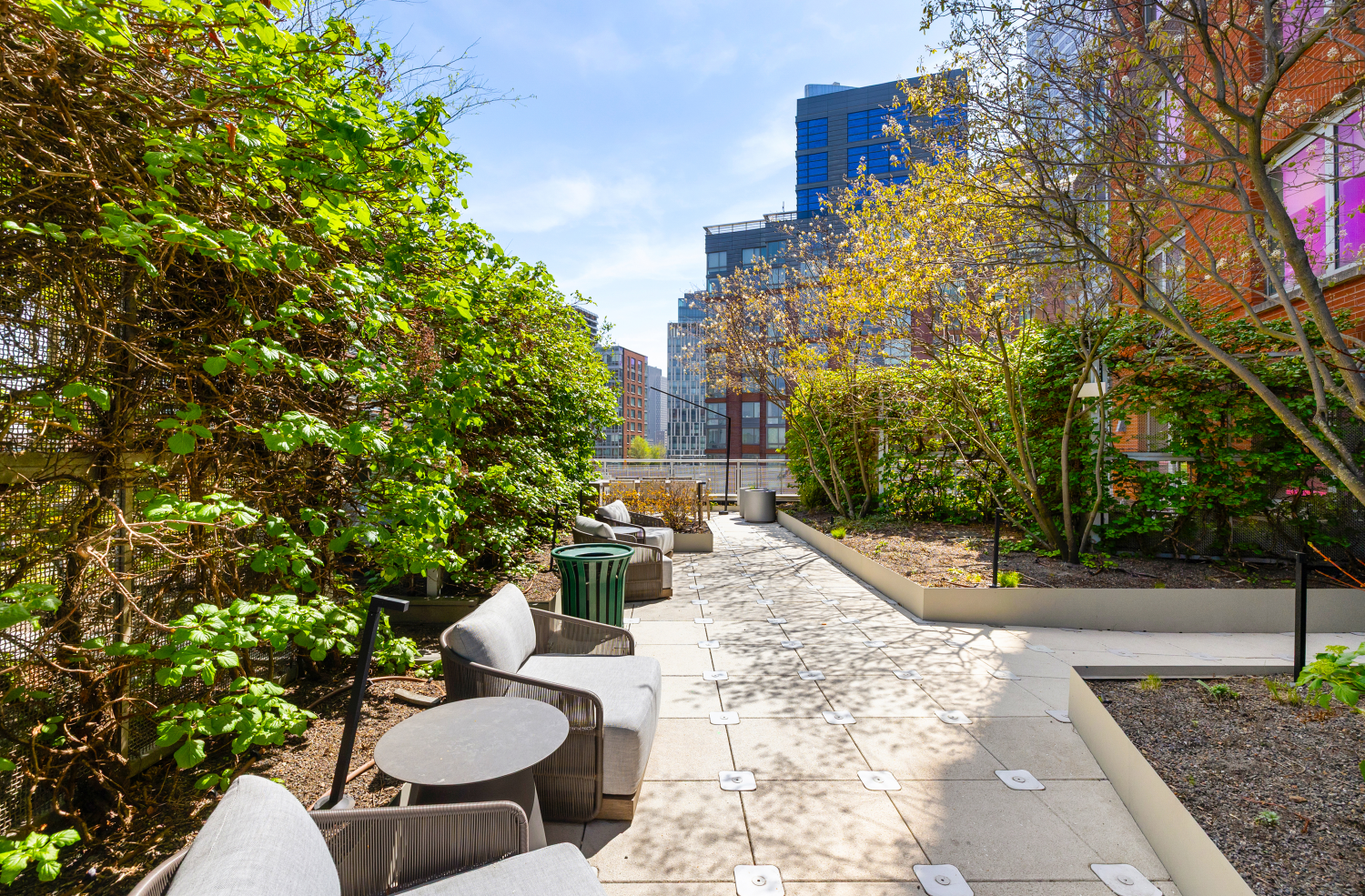 20 RIVER Terrace 11L