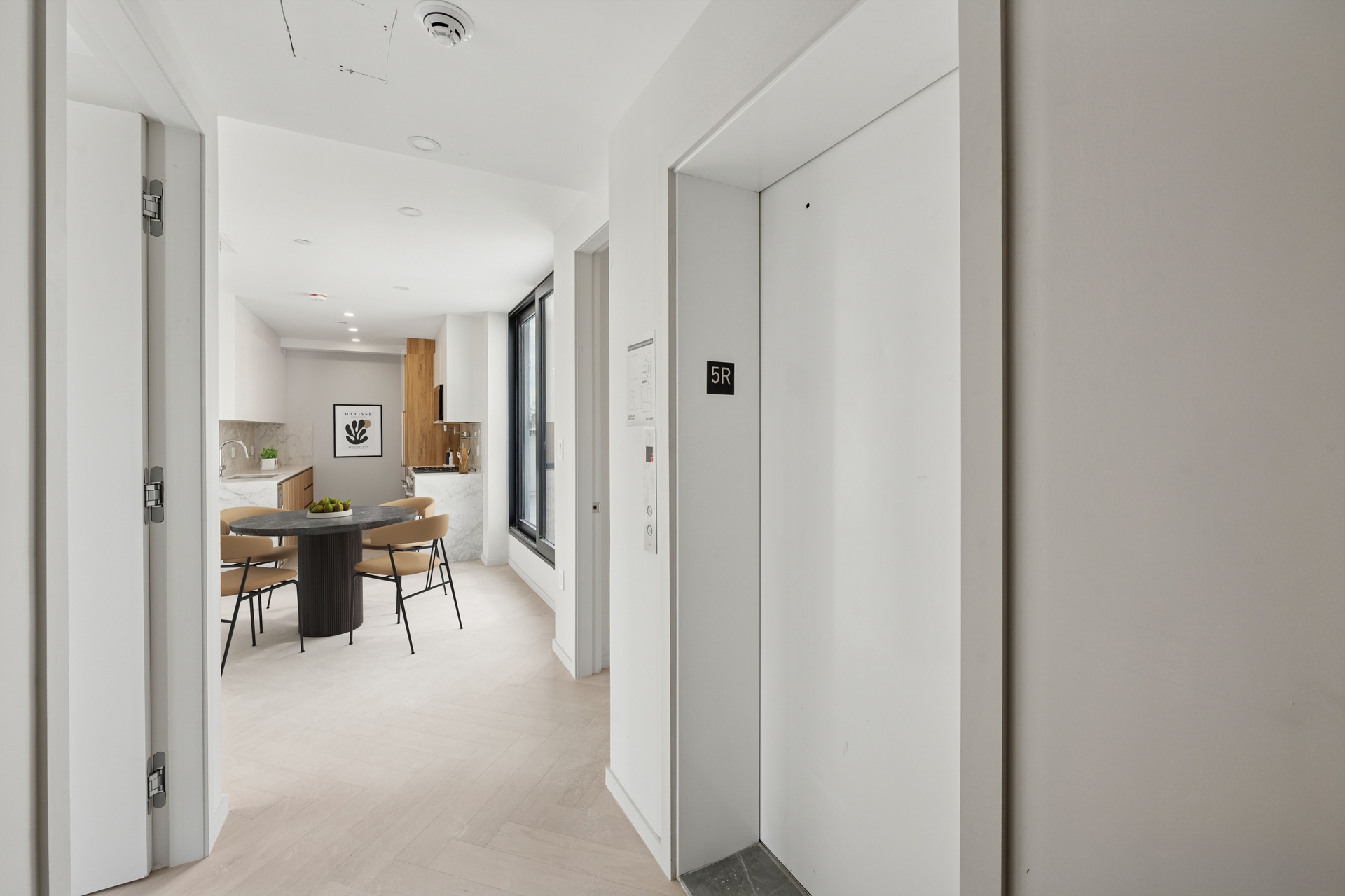 390 Manhattan Avenue Residence 5