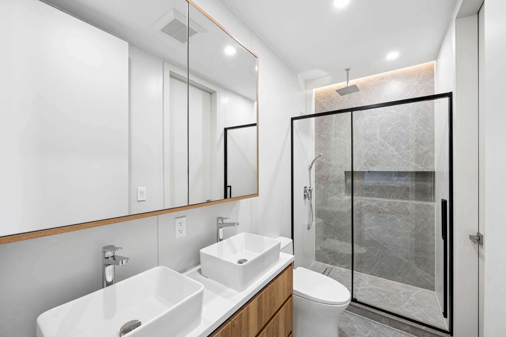 223 Frost Street PH-R
