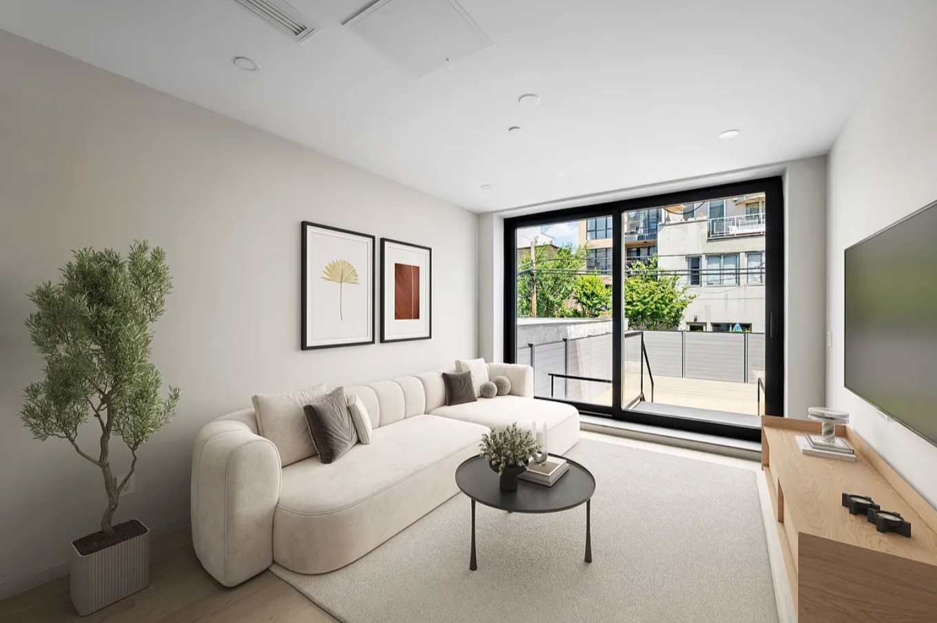 223 Frost Street Garden