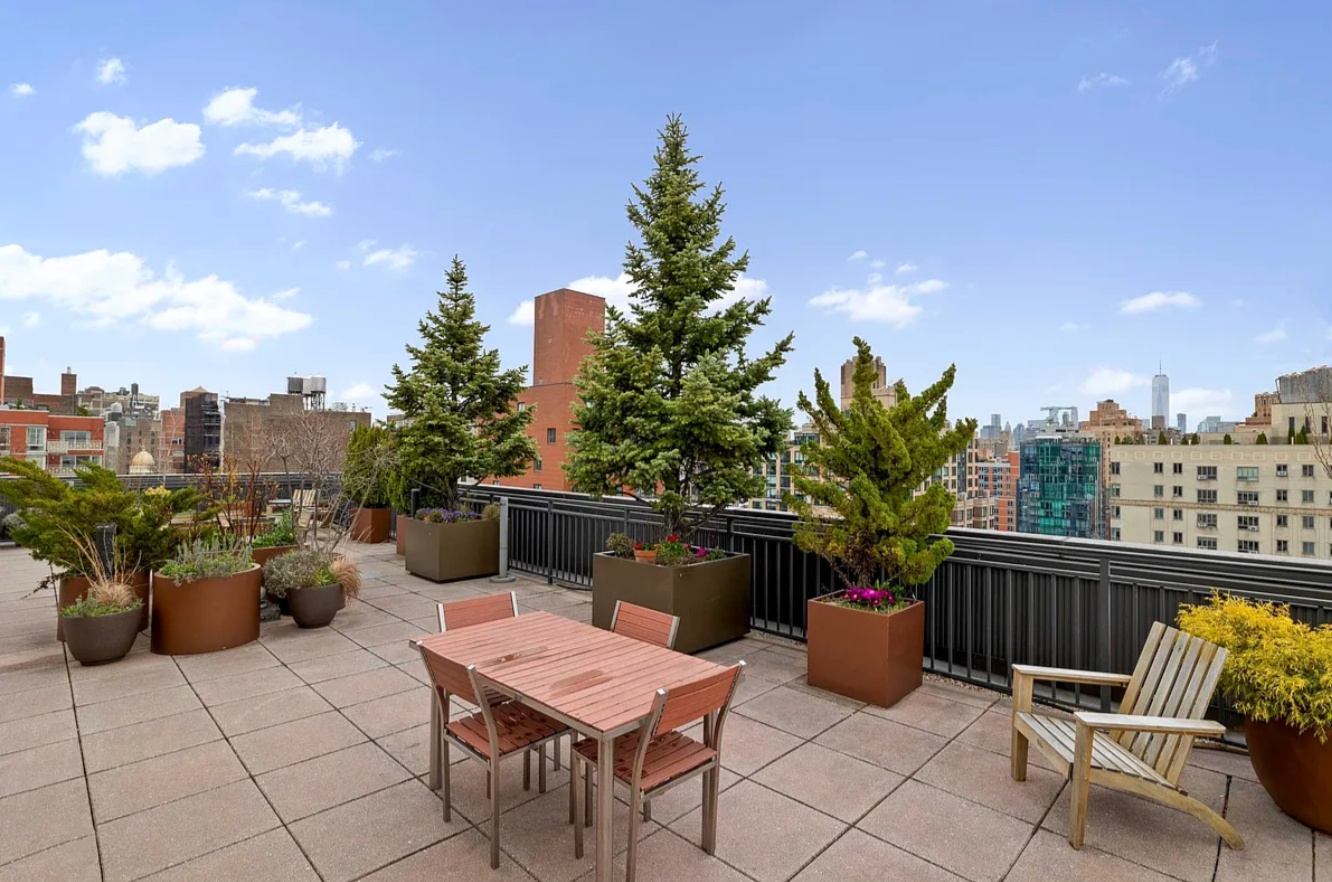 201 W 21st Street 5-D