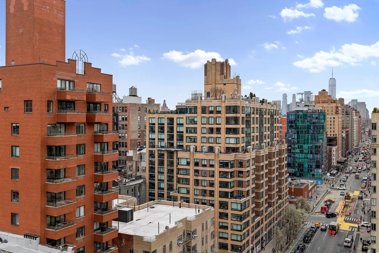 201 W 21st Street 5-D