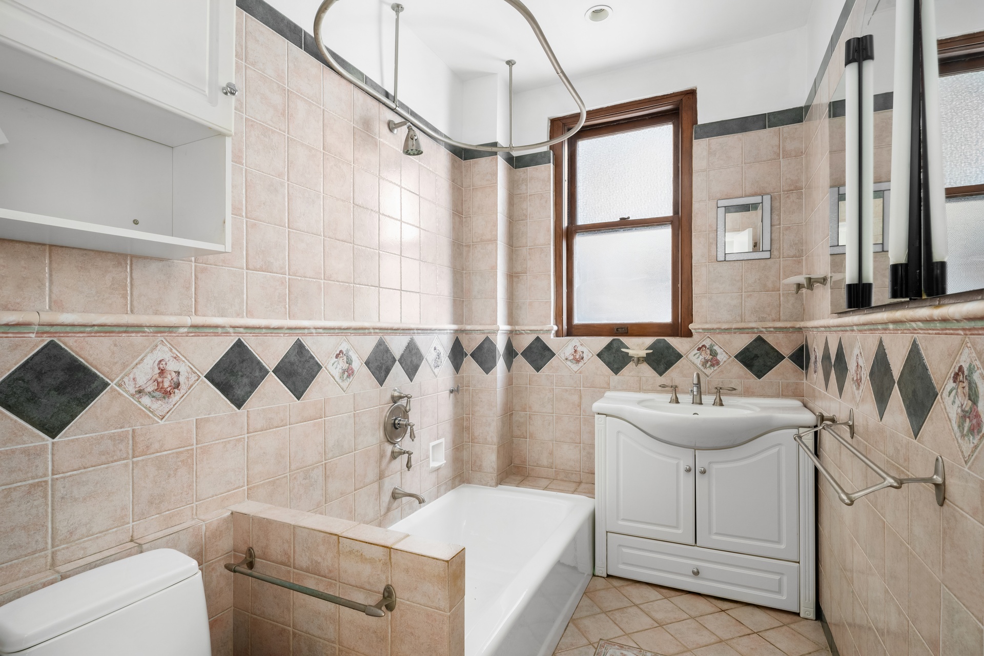380 Riverside Drive 2-D