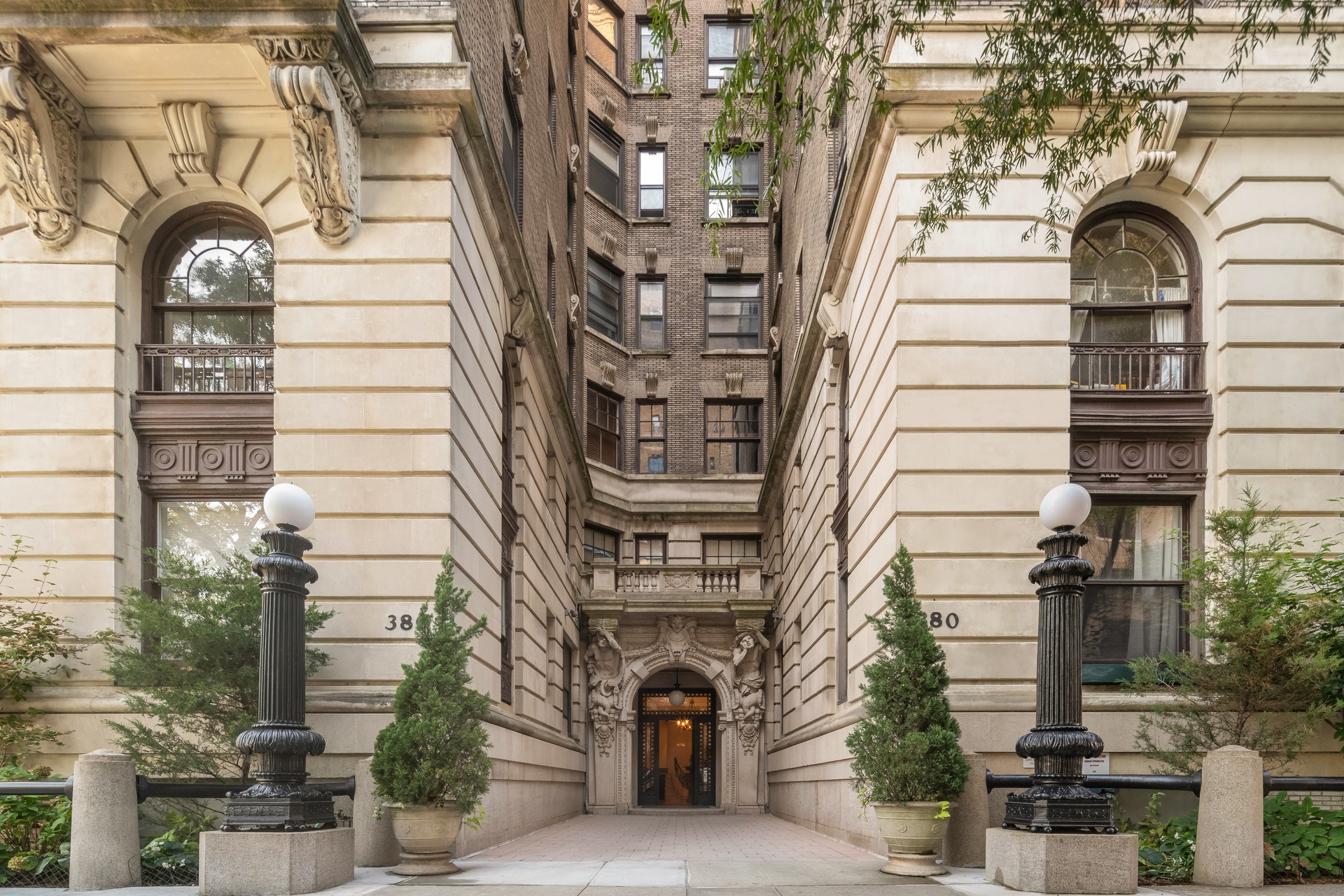 380 Riverside Drive 2-CD