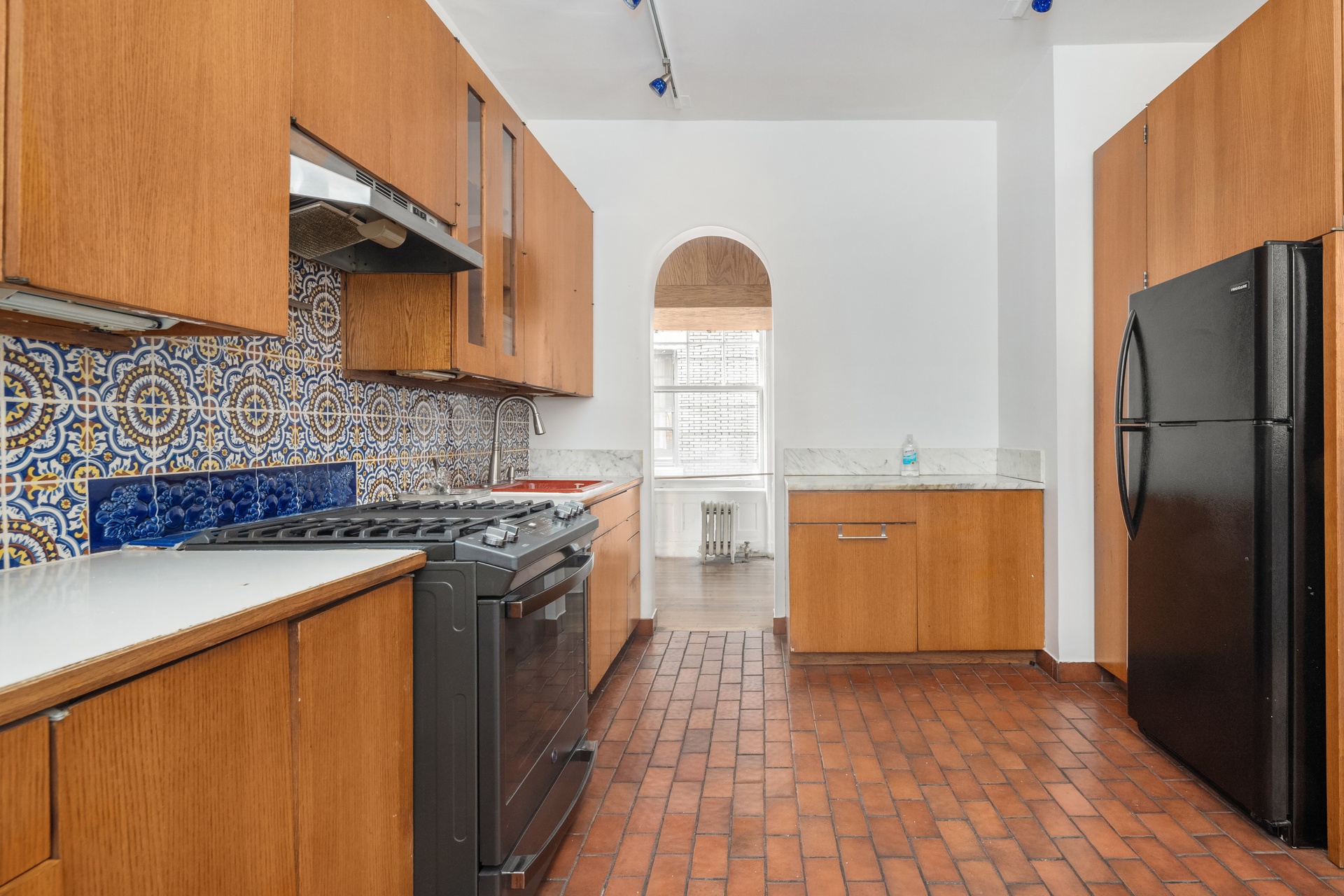 380 Riverside Drive 2-CD