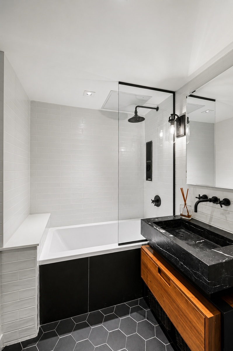 33 Frost Street 3-B