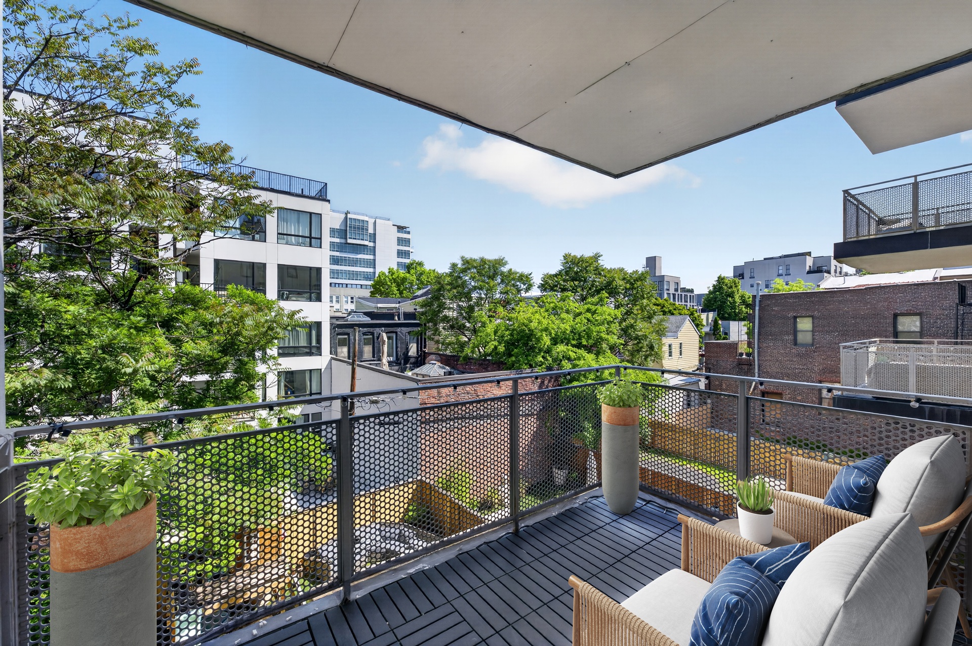33 Frost Street 3-B
