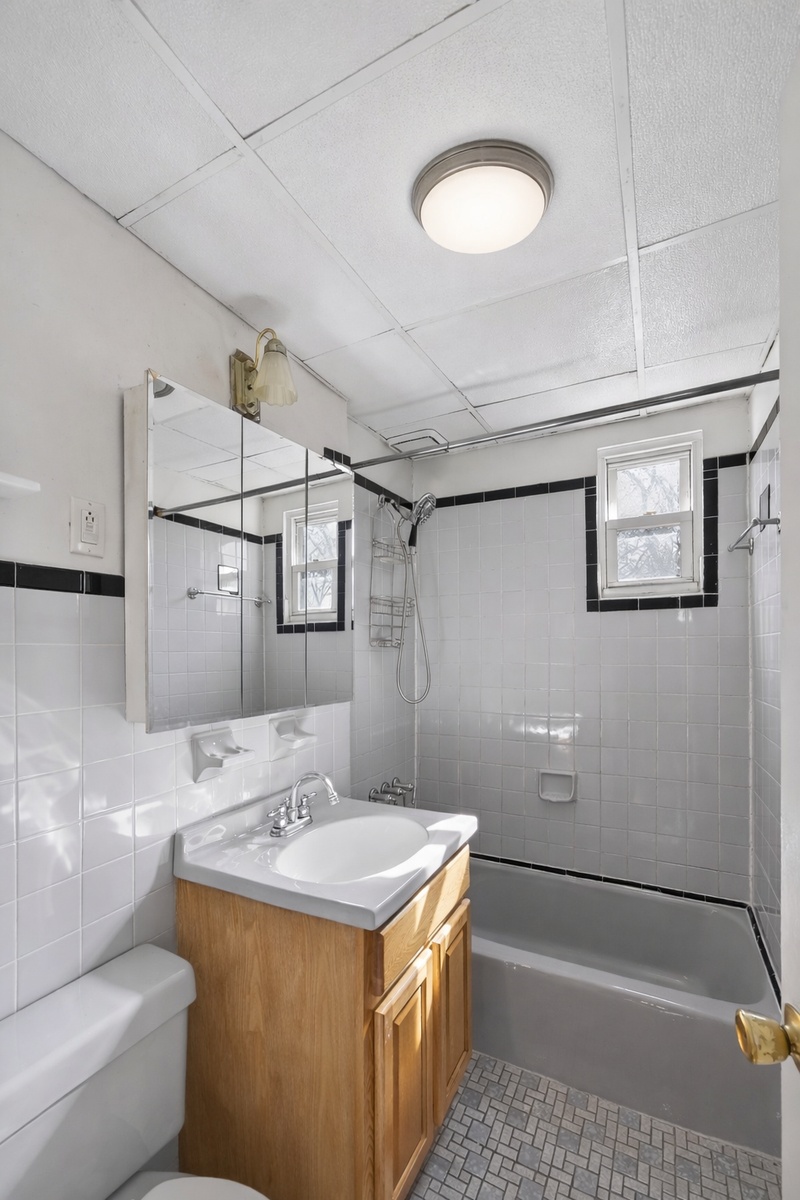 39-47 43rd Street
