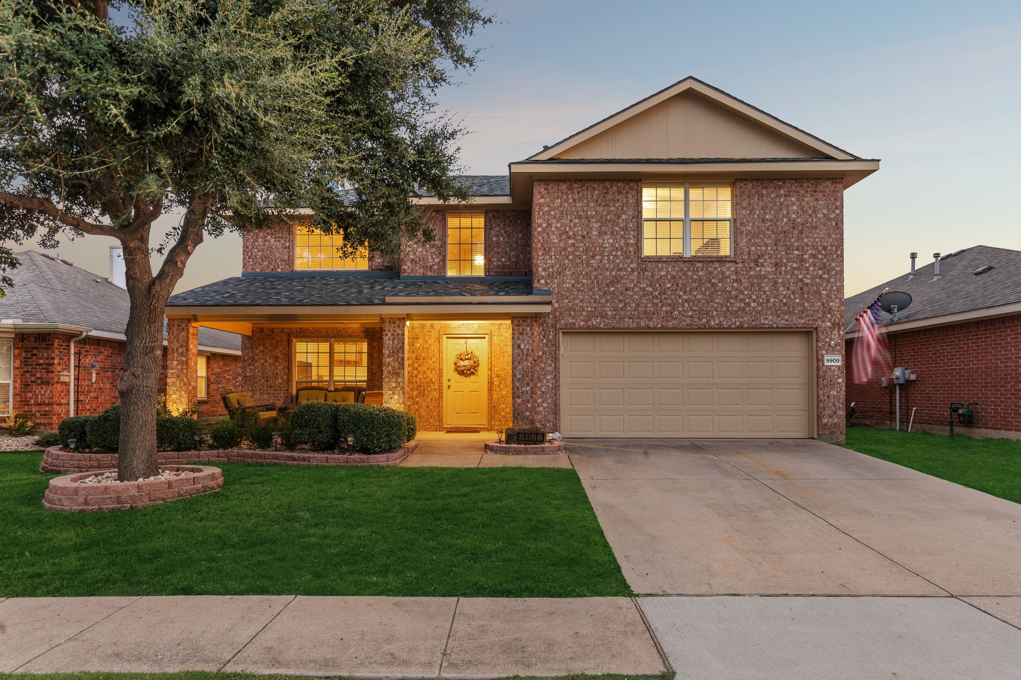 9909 Nixon Drive