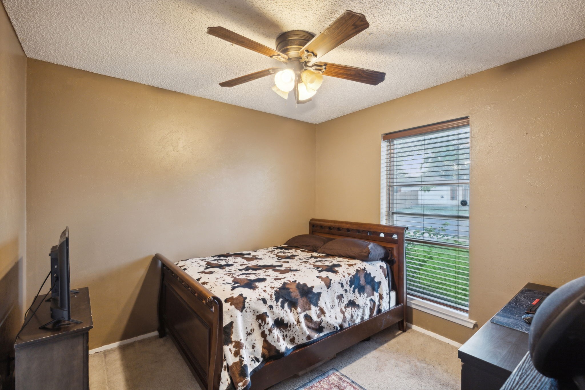 120 Matthew Drive