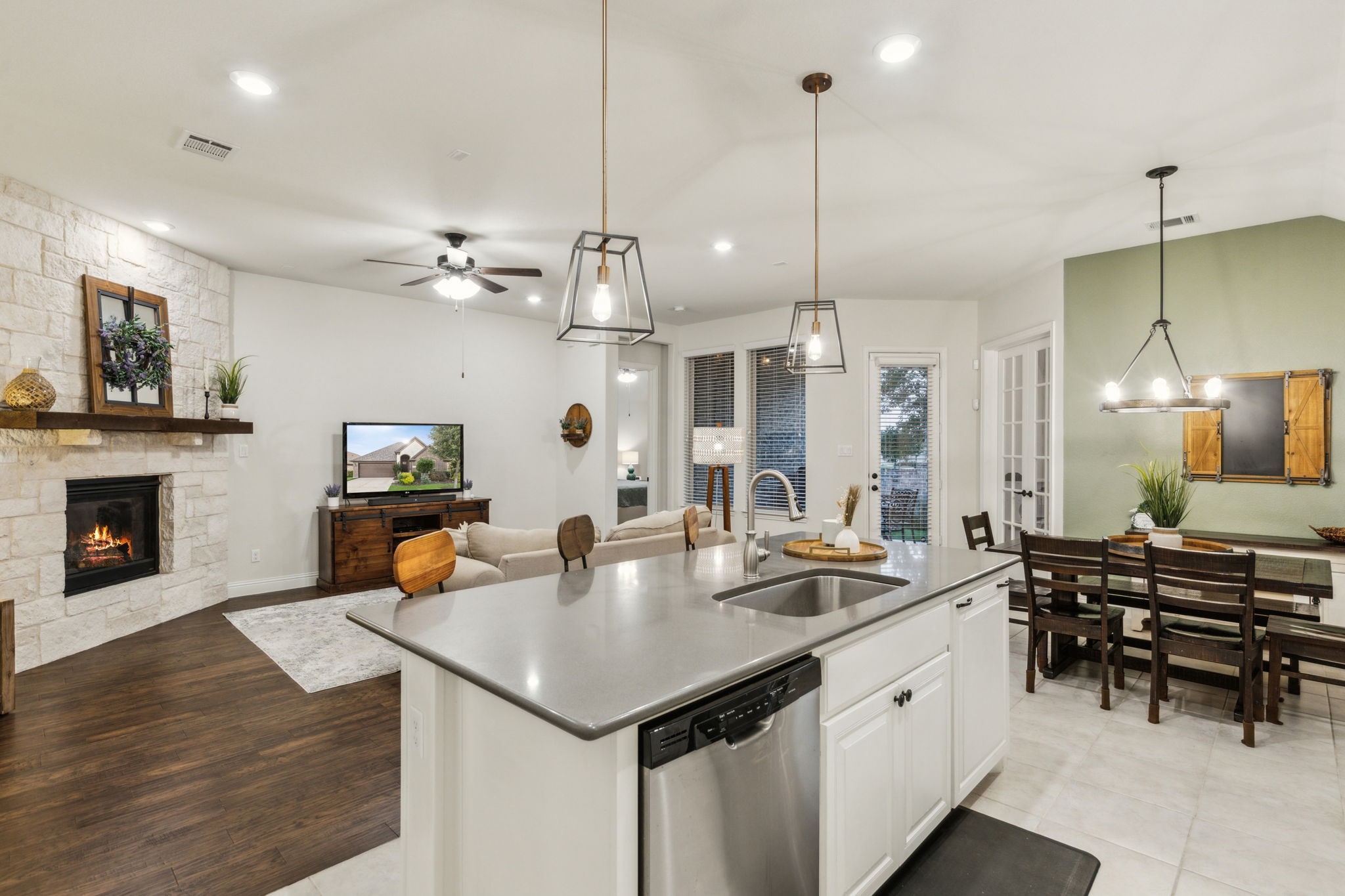 10113 Warberry Trail