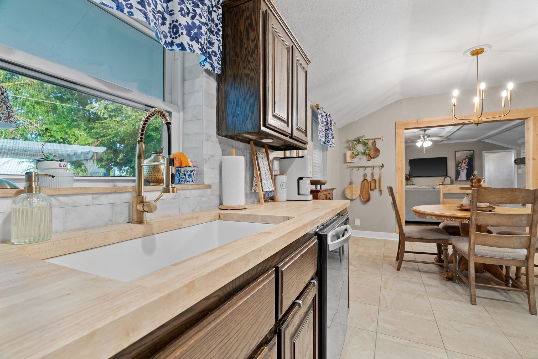 90 Williams Trail