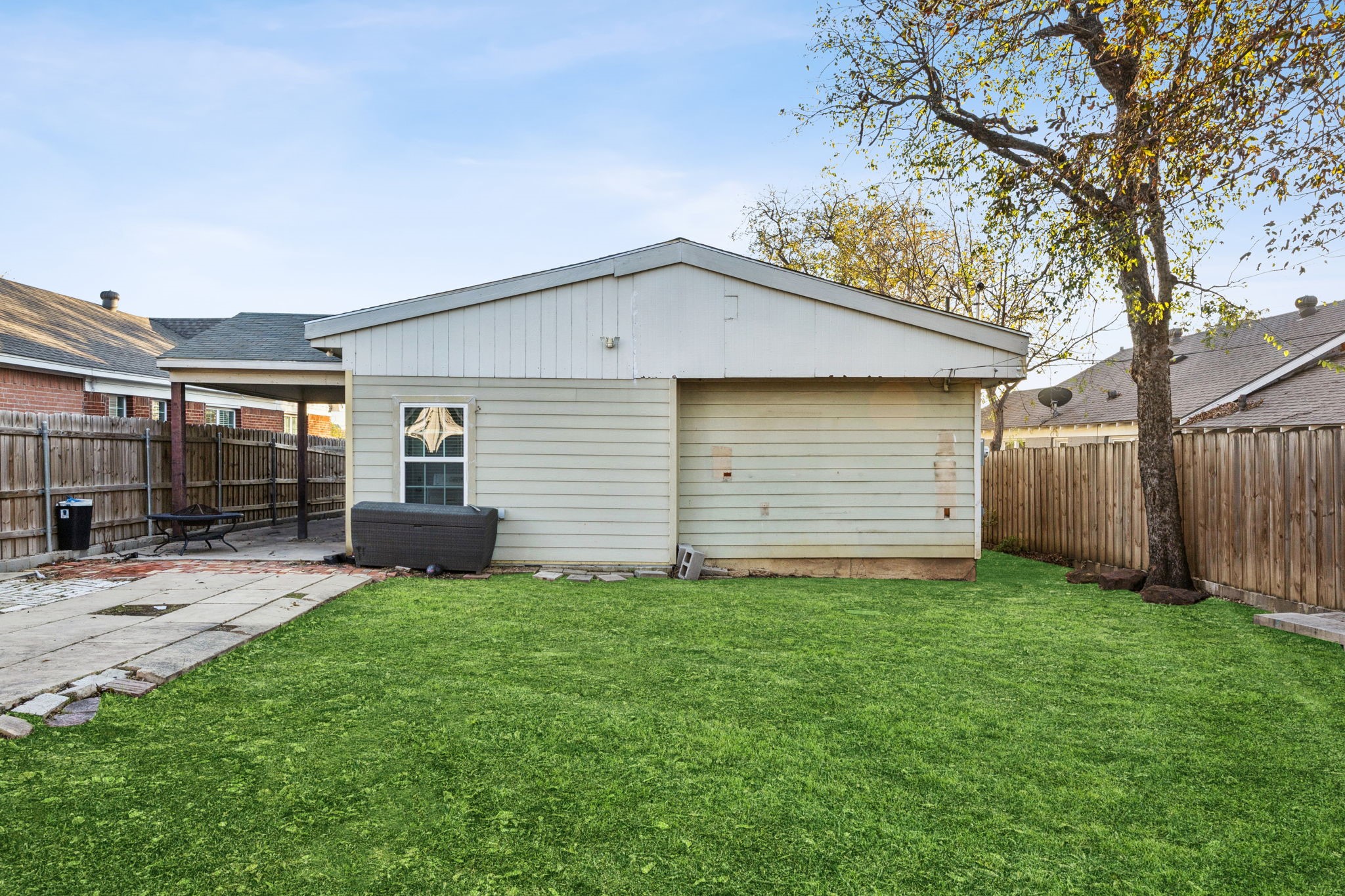 2903 Mount Vernon Avenue