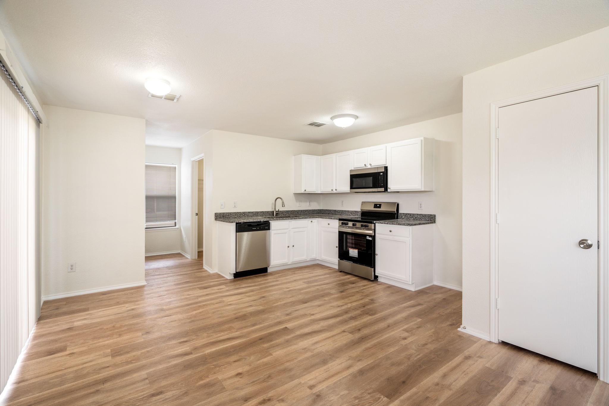 1626 White Oak Road