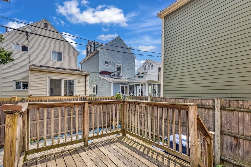 4 Springer St