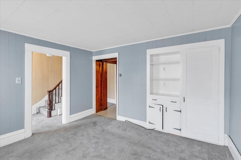 4 Springer St