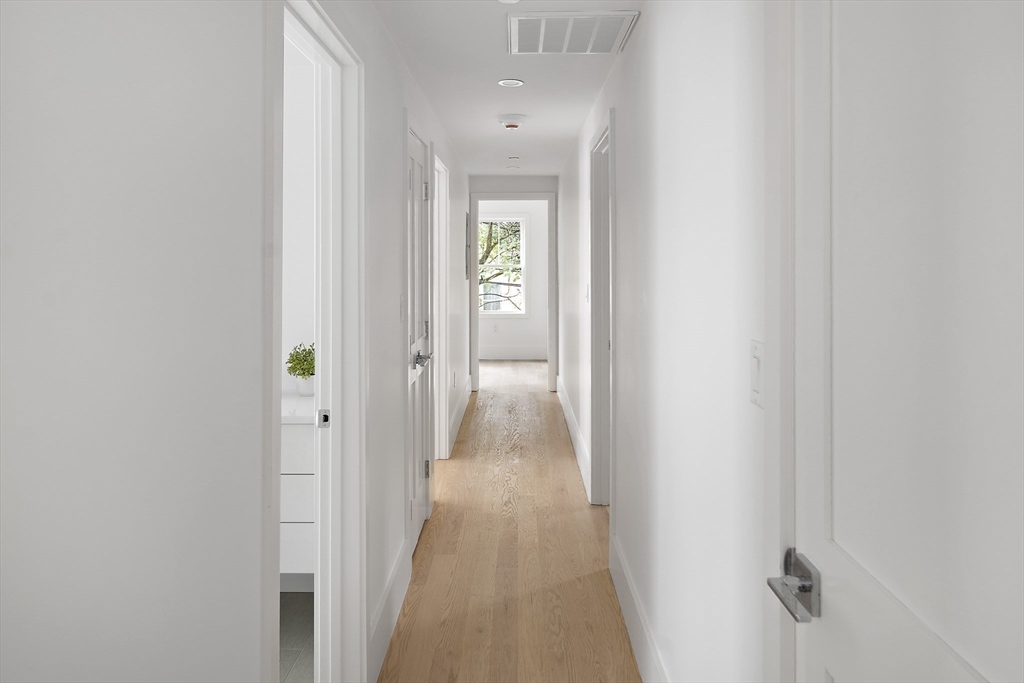 12-14 Edwin St # 1