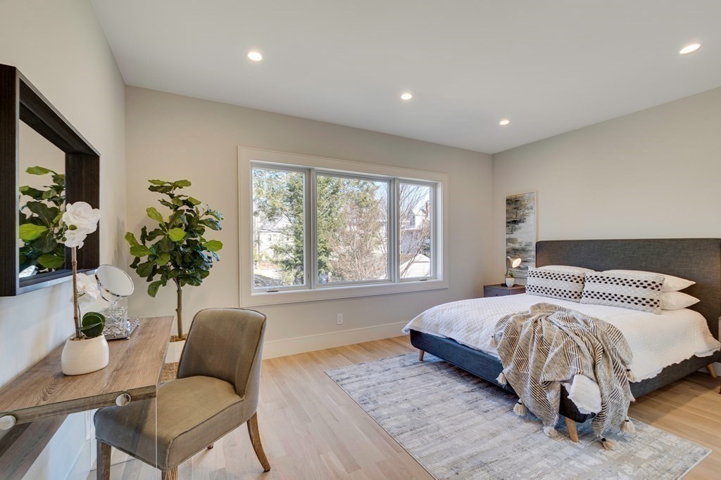 1659 Centre # 1659
