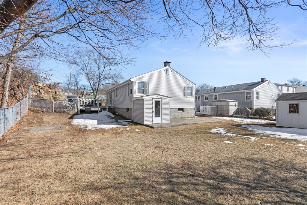 33 Bickford St