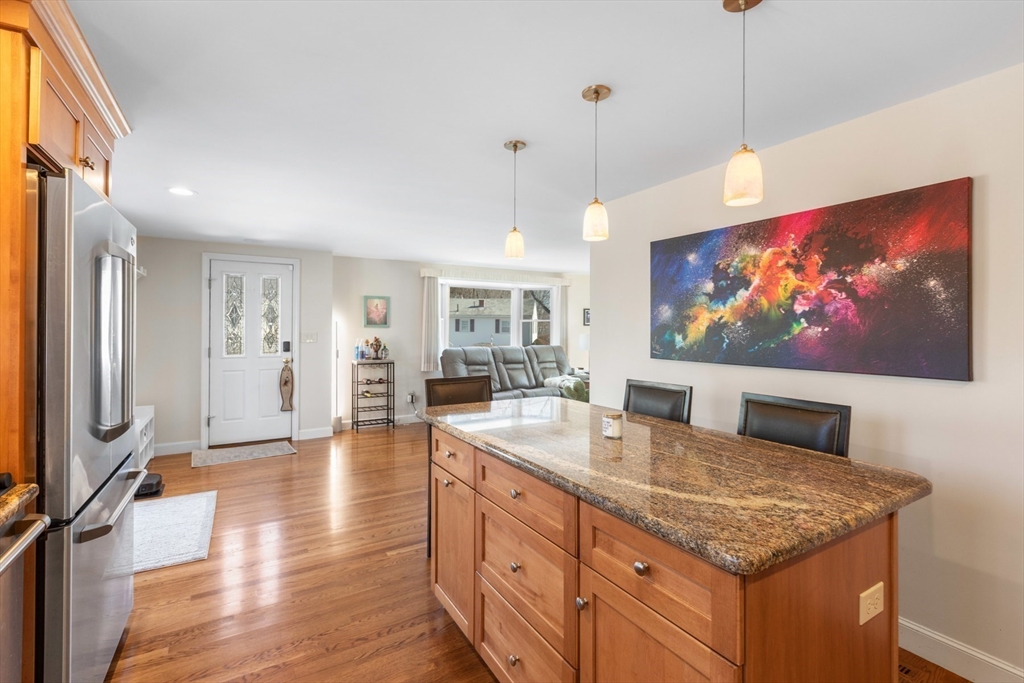 33 Bickford St