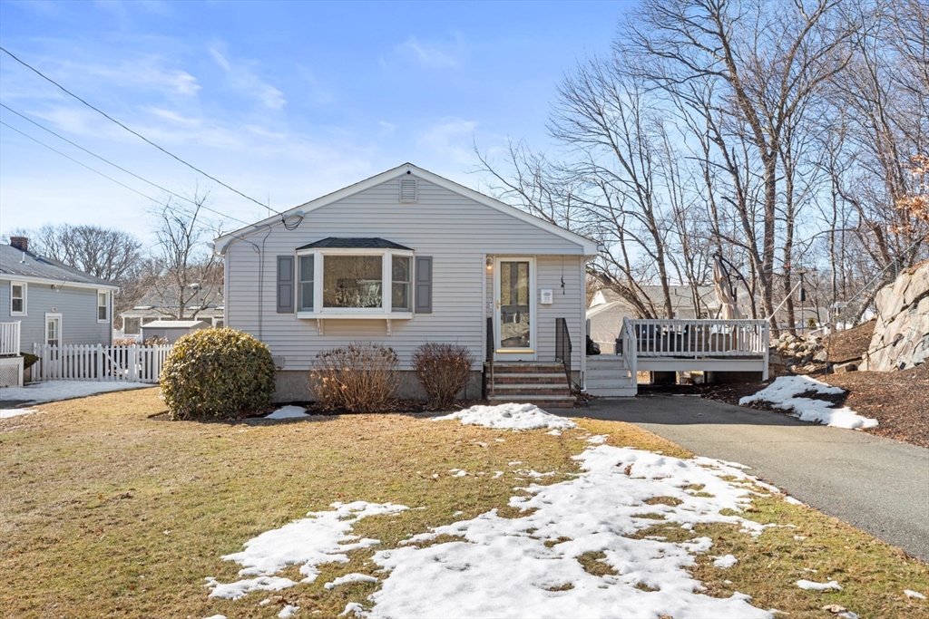 33 Bickford St