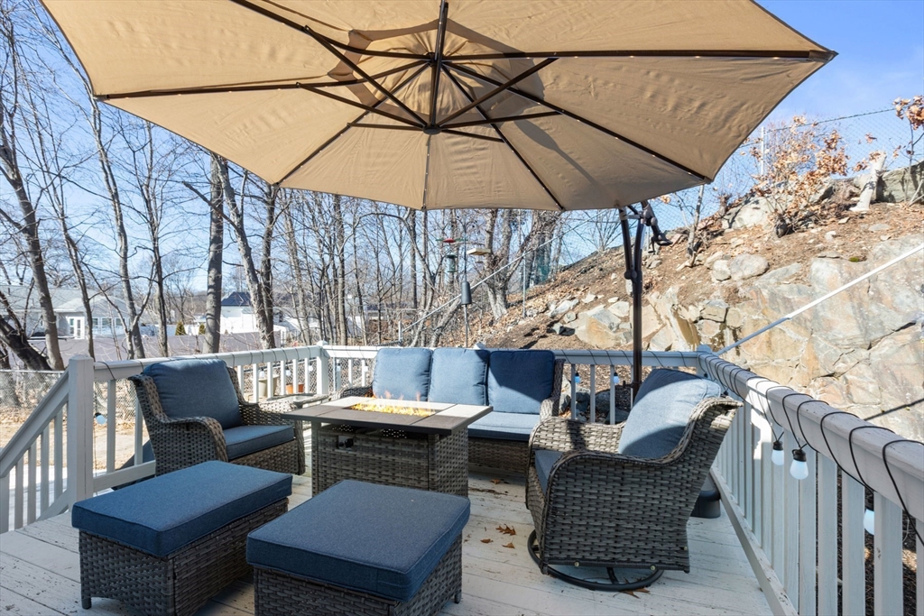 33 Bickford St