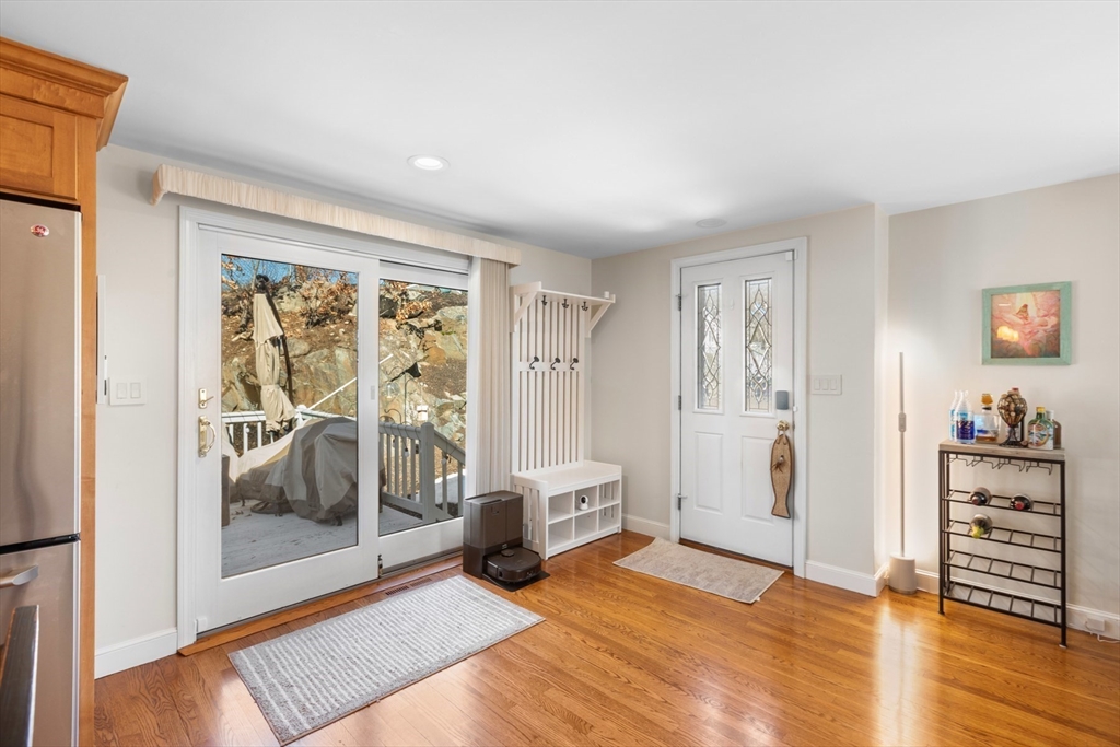 33 Bickford St