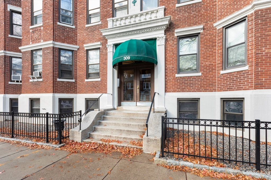 309 Allston St # 15